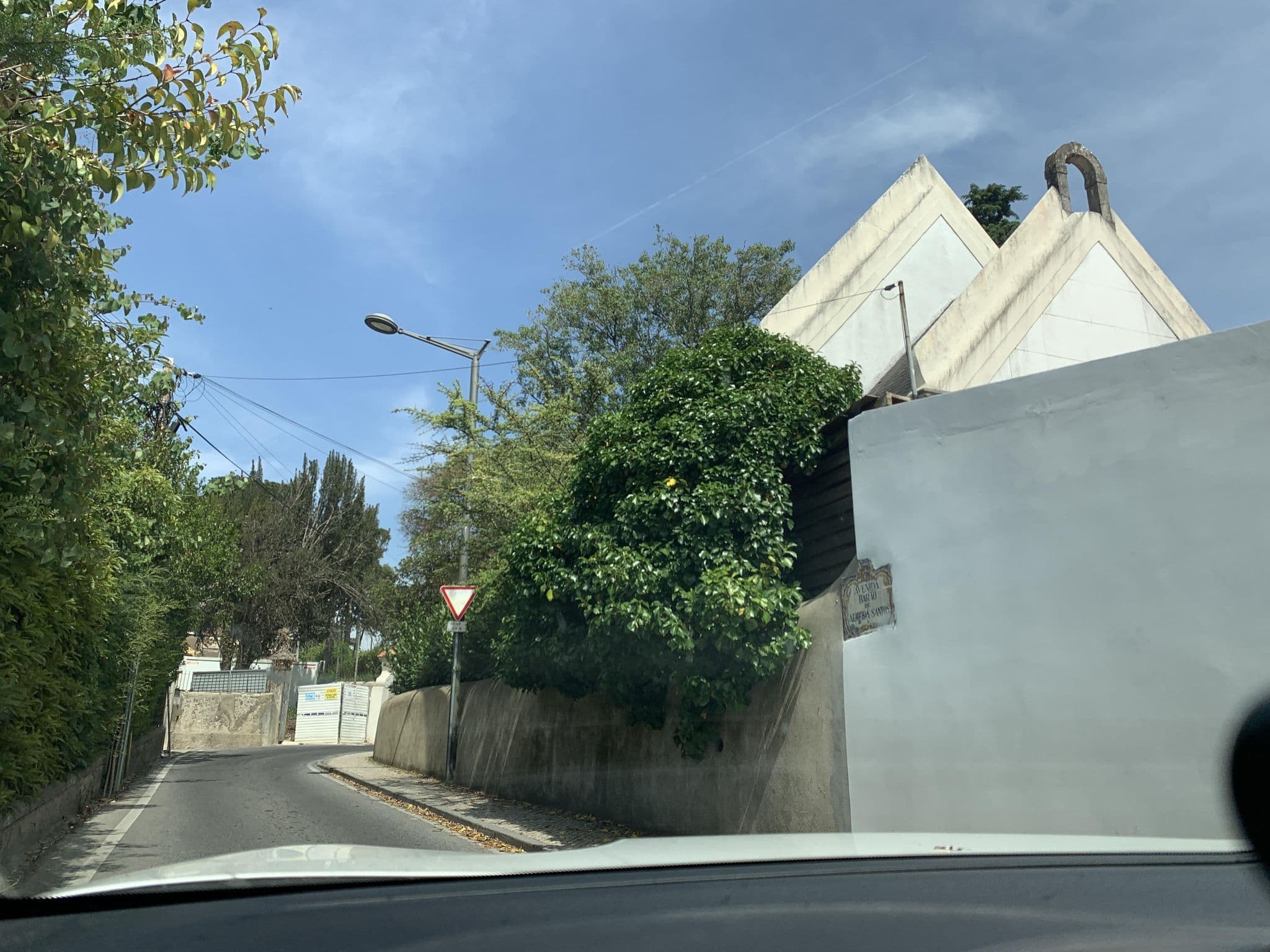 Street view near A Capela - A Essência de Sintra, Sintra — © Domingues3D (CC BY-SA · Mapillary)