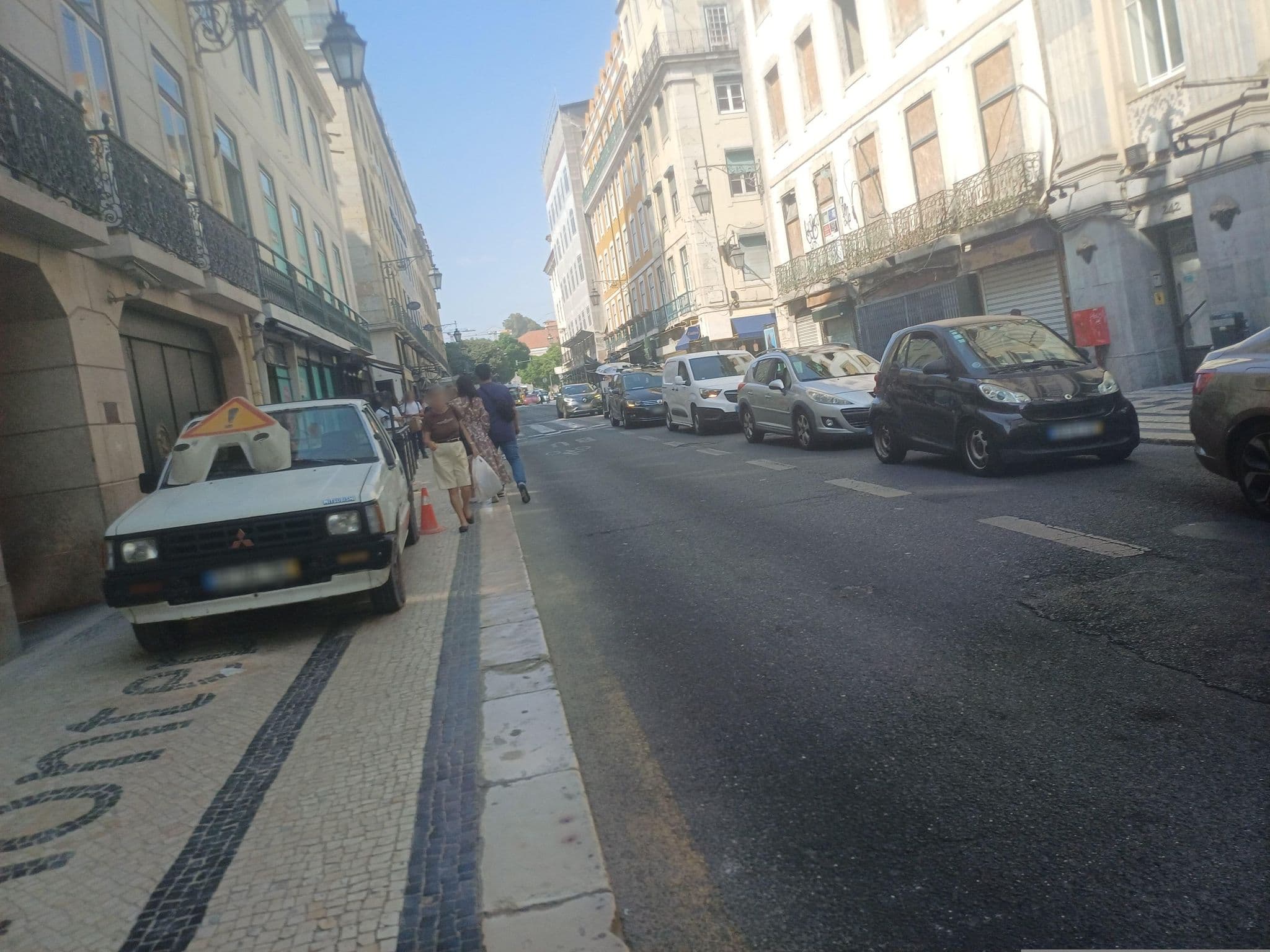 Street view near Rossio Alojamento Local, Baixa — © beer119 (CC BY-SA · Mapillary)