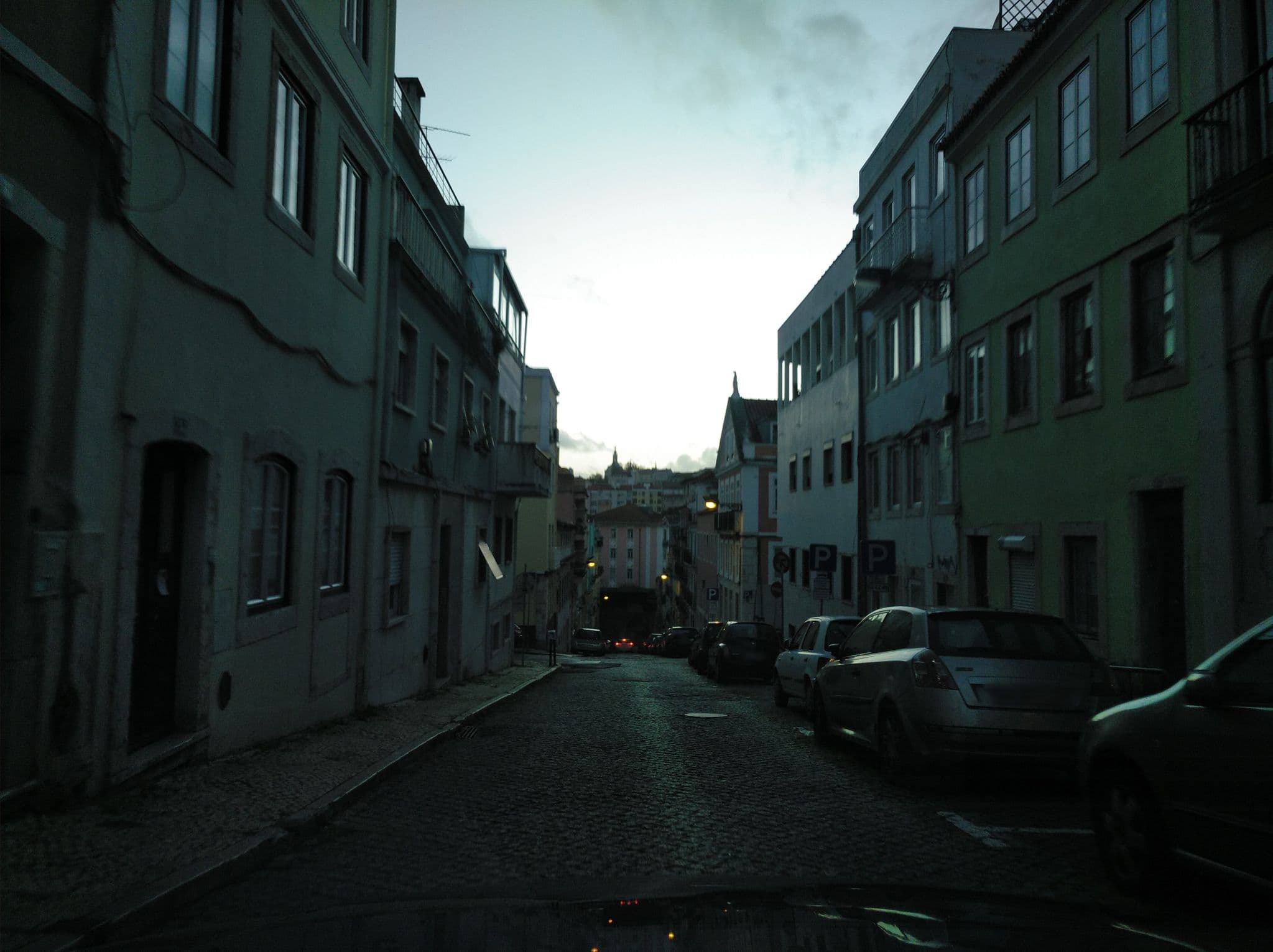Street view near FeelingLisbon descoveries, Principe Real — © filohipo (CC BY-SA · Mapillary)