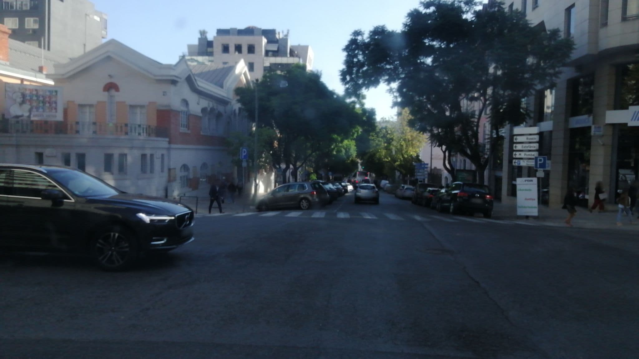Street view near Altis Grand Hotel, Principe Real — © kanimanbo (CC BY-SA · Mapillary)
