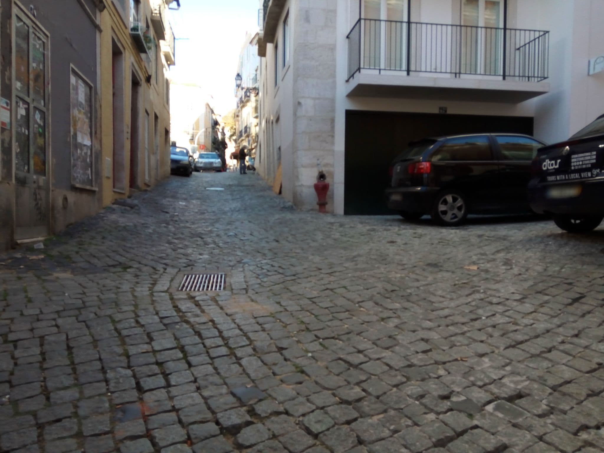 Street view near Soul Inn, Alfama — © mapfool (CC BY-SA · Mapillary)