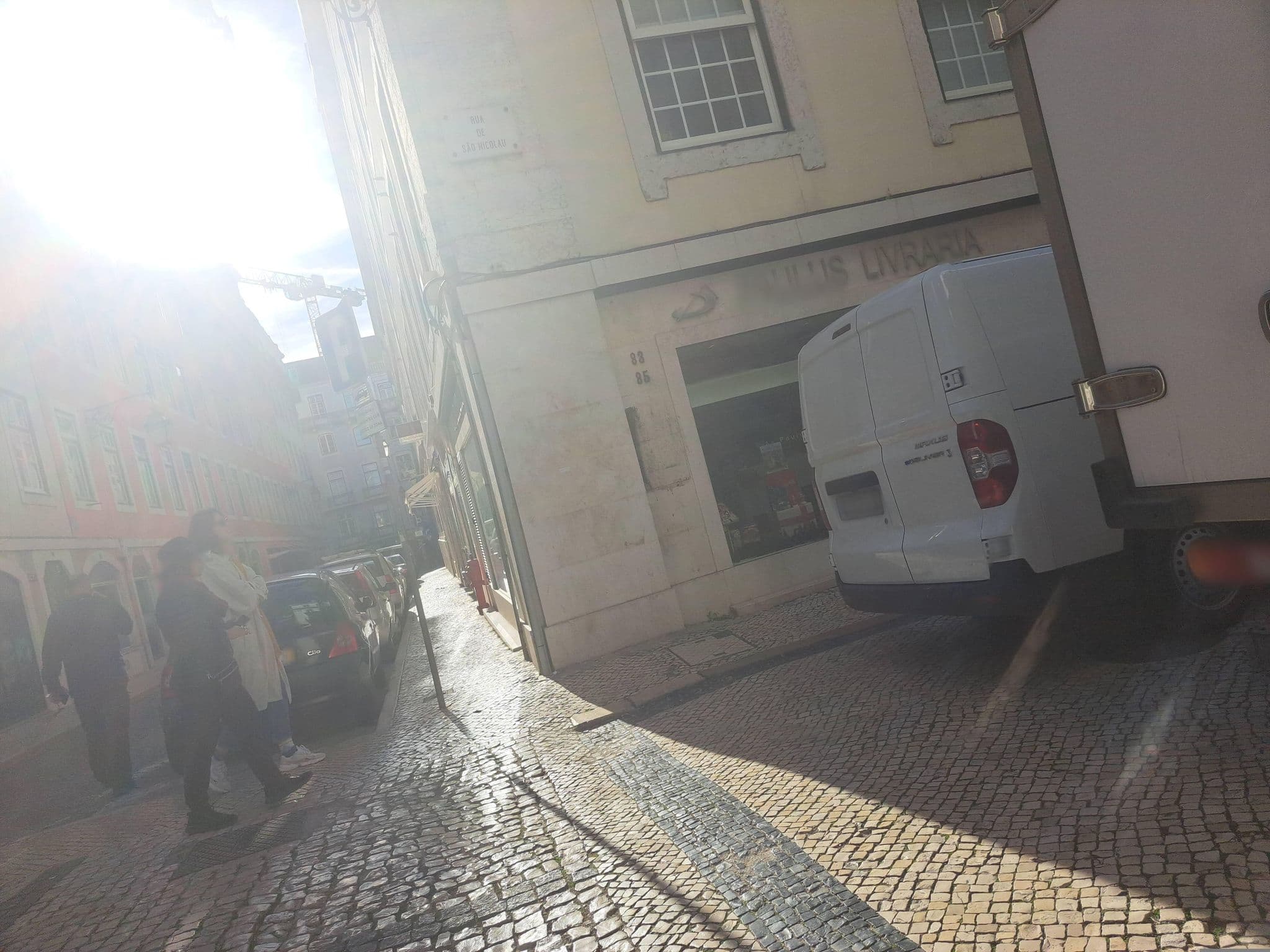 Street view near Casinha dos Sapateiros, Baixa — © beer119 (CC BY-SA · Mapillary)