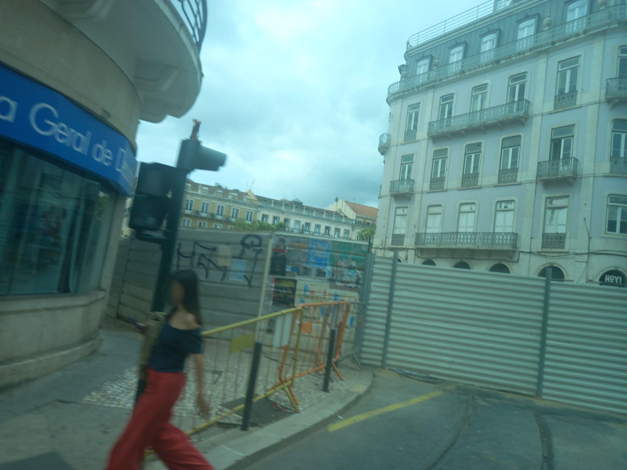 Street view near Portugal Ways Santos Azulejos Apartments, Santos-o-Velho — © danielagos12 (CC BY-SA · Mapillary)