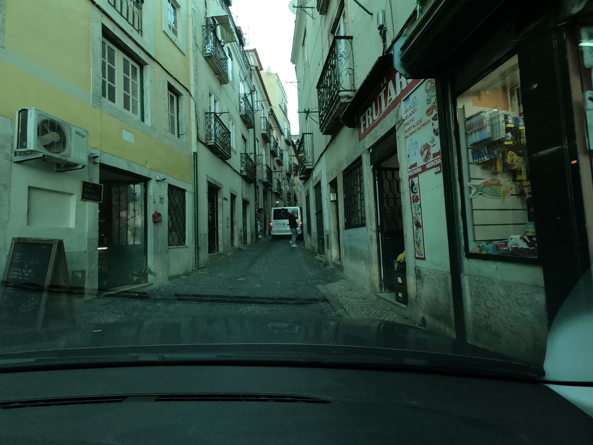 Street view near Hostel Hostel Franz Kafka, Alfama — © davipt (CC BY-SA · Mapillary)