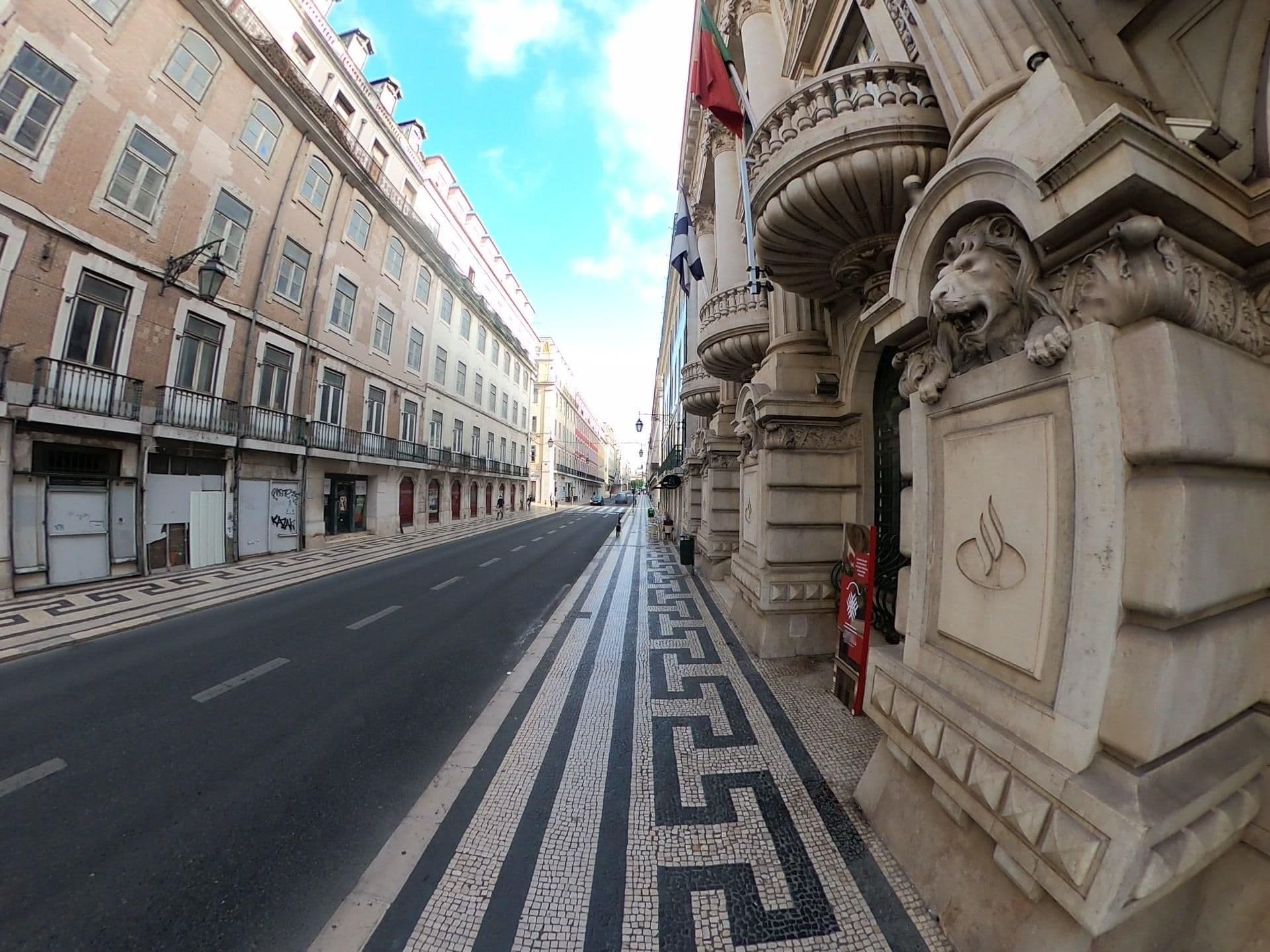 Street view near SPRU Lisbon Summer Accommodation, Baixa — © feriret (CC BY-SA · Mapillary)