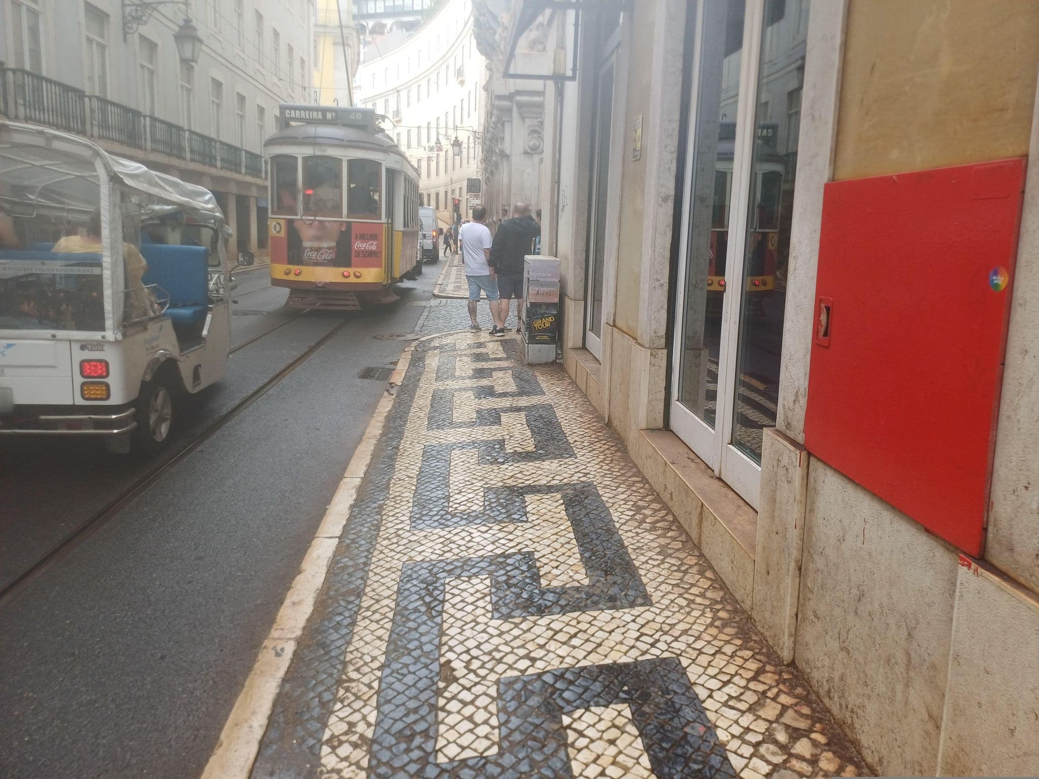 Street view near Ouro Grand By Level Residences, Baixa — © beer119 (CC BY-SA · Mapillary)
