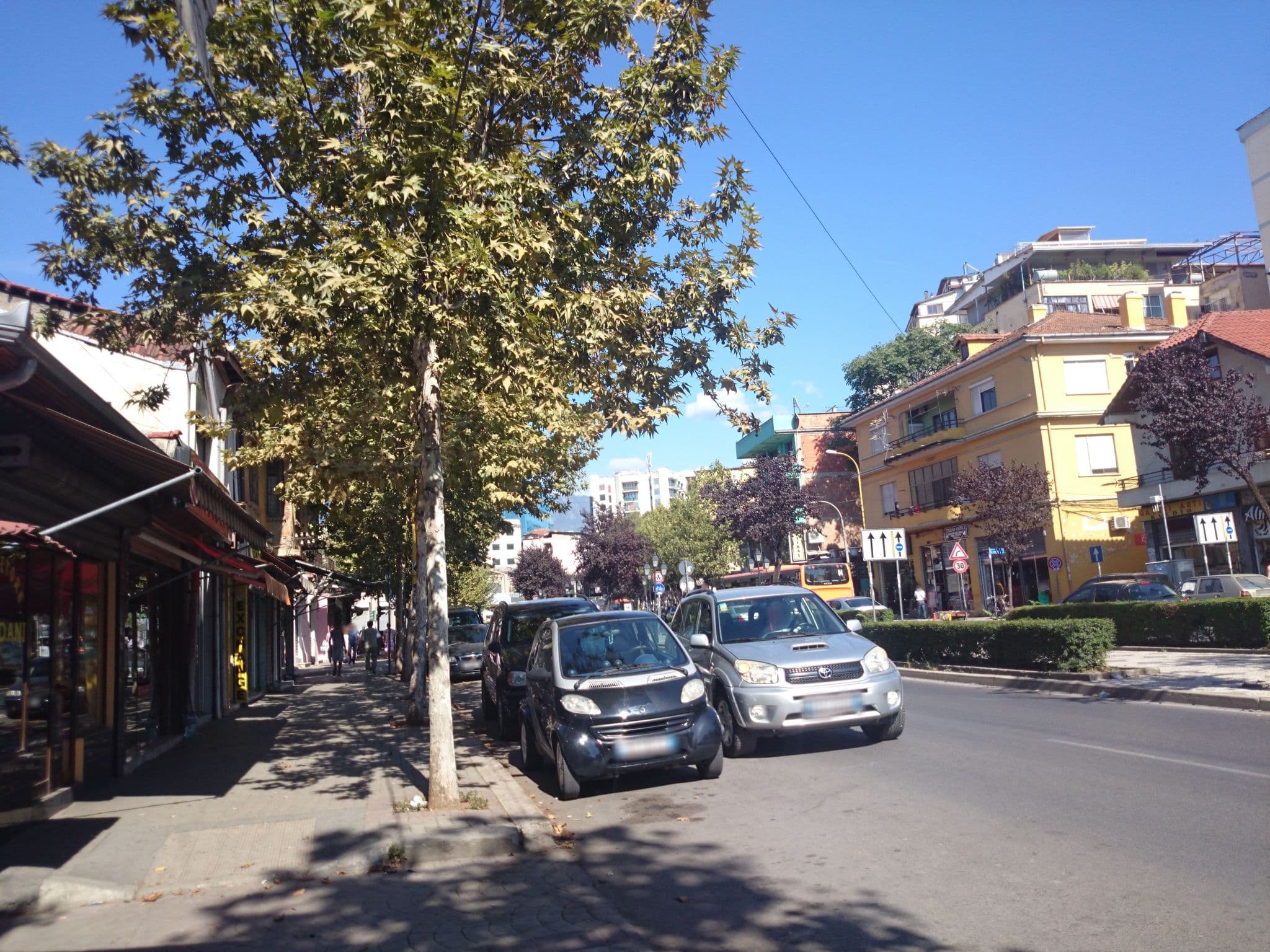 Street view near Hotel Serenity, Tirana