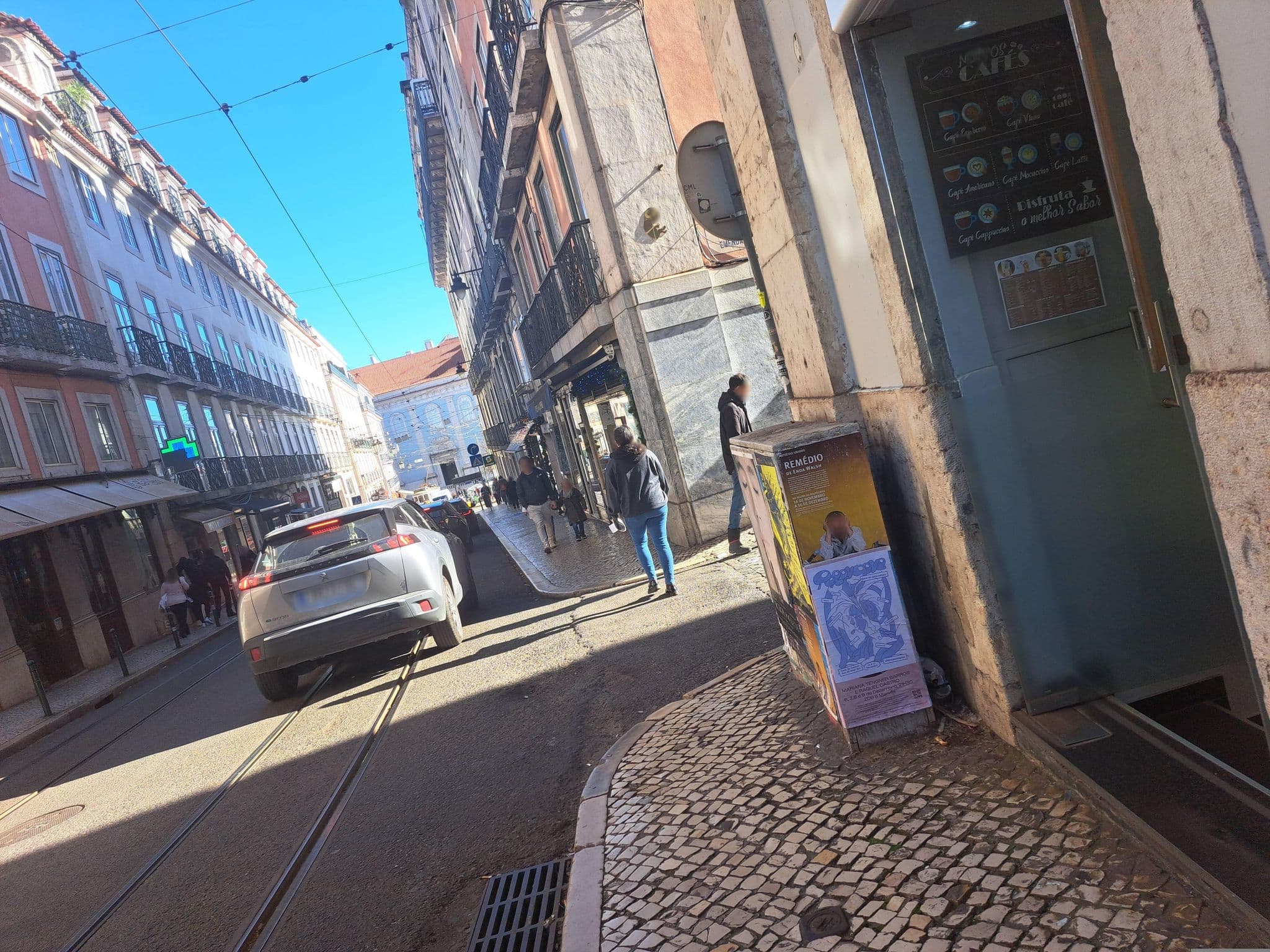 Street view near Surf In Chiado, Bairro Alto — © beer119 (CC BY-SA · Mapillary)
