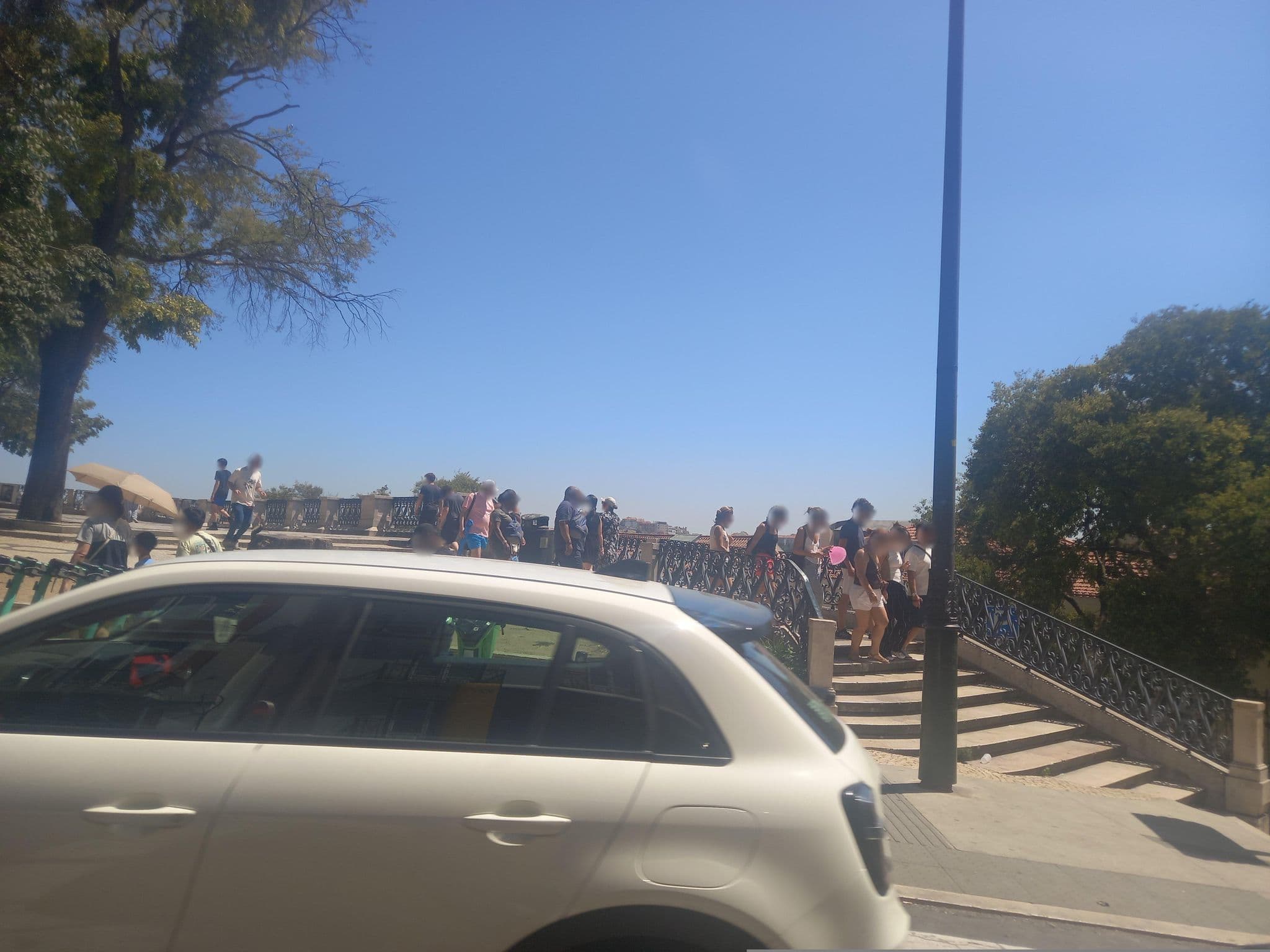 Street view near São Pedro de Alcantara 63 by Central Hill Apartments, São Mamede — © danielagos12 (CC BY-SA · Mapillary)