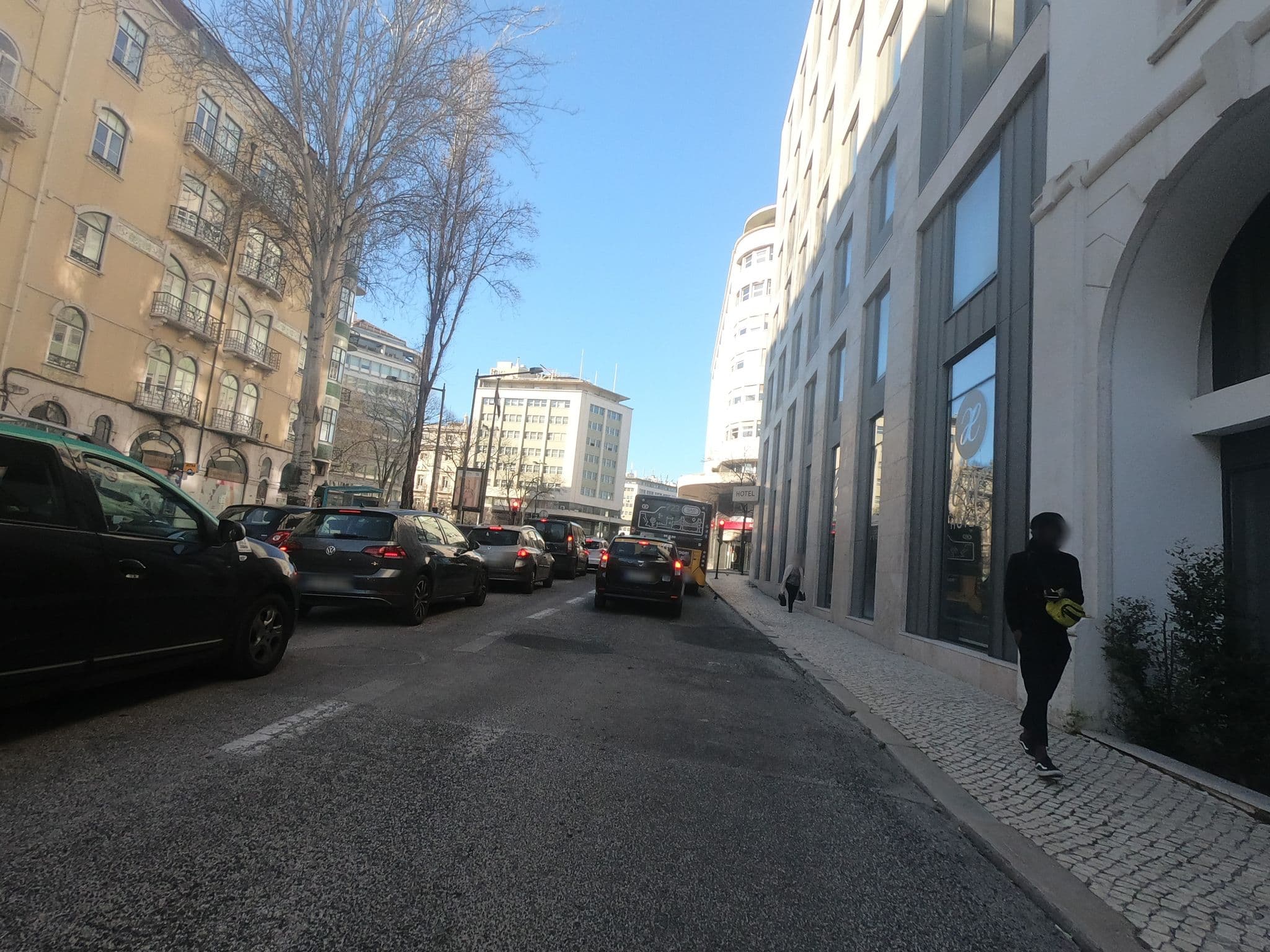 Street view near Vila Nova Guesthouse, Lisbon — © filohipo (CC BY-SA · Mapillary)