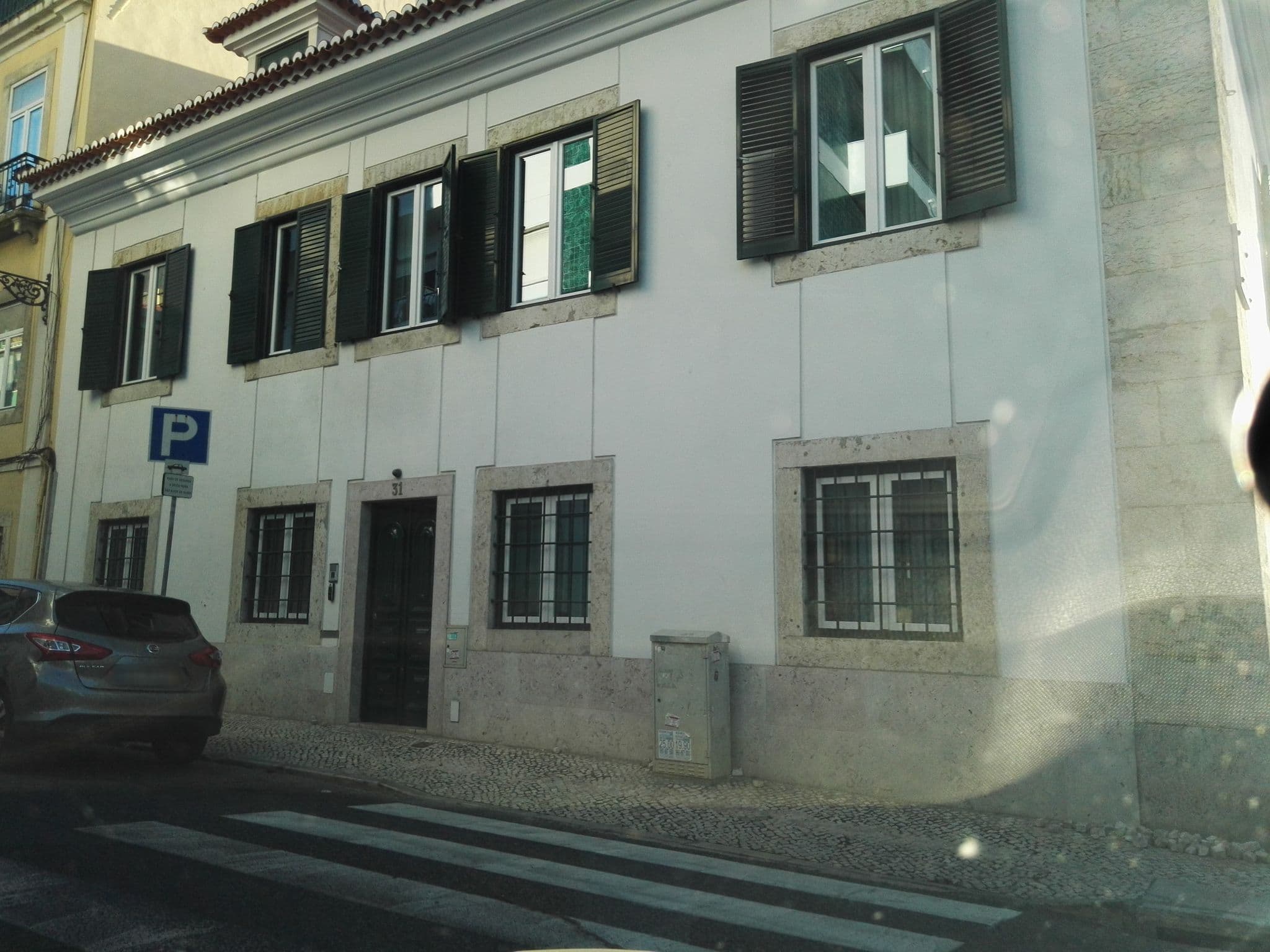 Street view near Amazónia Lisboa Hotel, Lisbon — © filipegraciosa (CC BY-SA · Mapillary)
