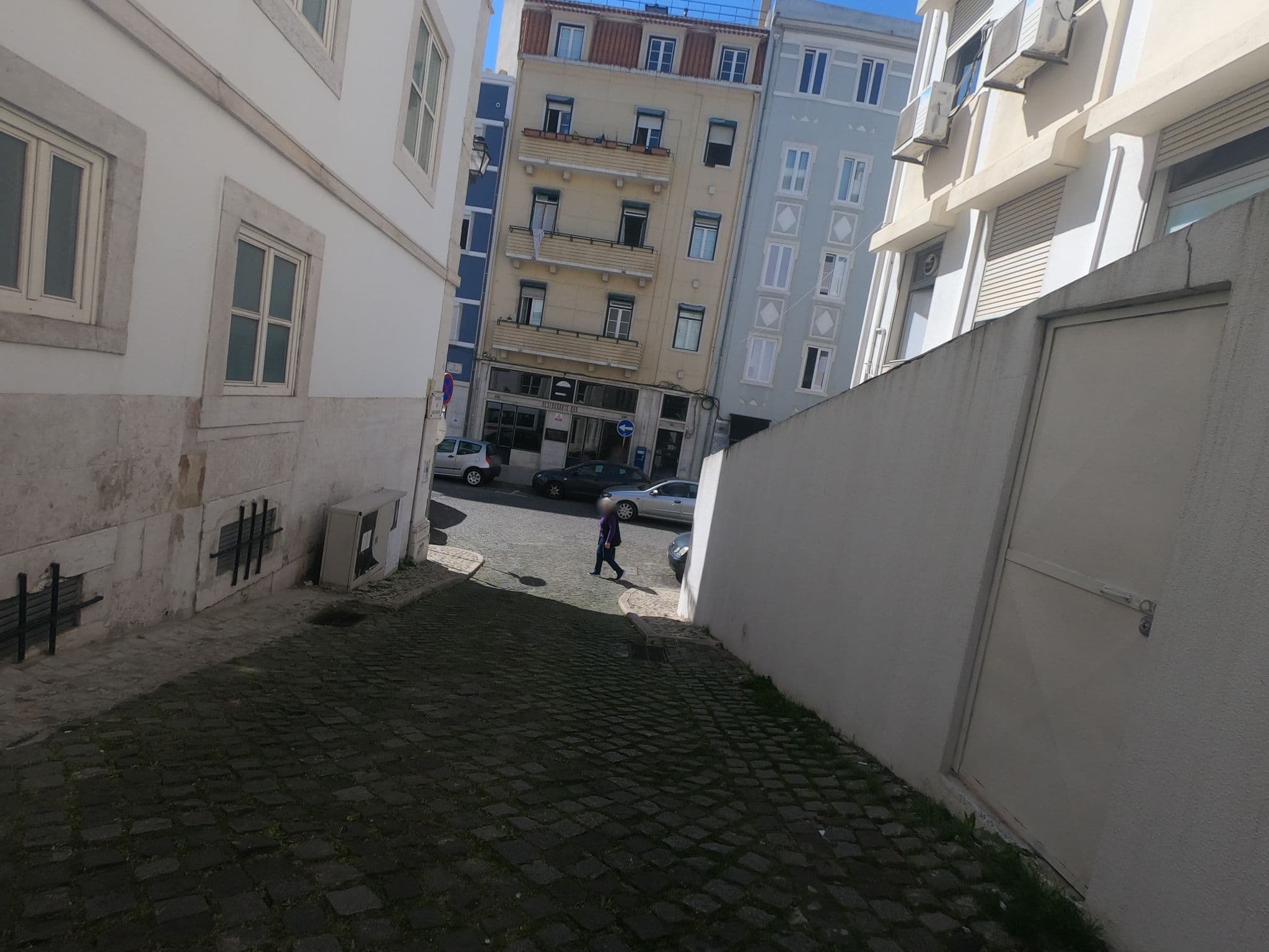 Street view near Inspira Santa Marta Hotel, Lisbon — © filohipo (CC BY-SA · Mapillary)
