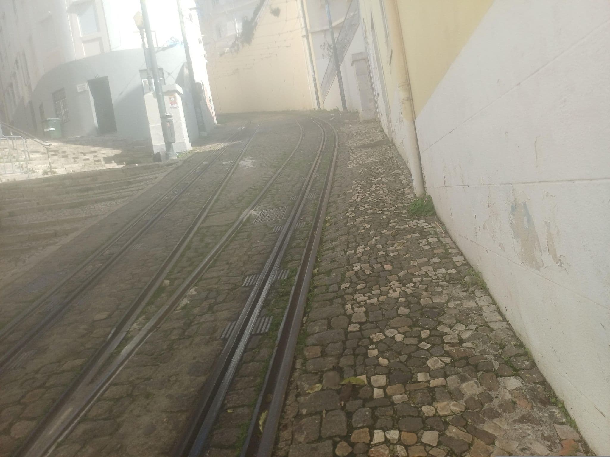 Street view near Travelers House Studio, São Mamede — © beer119 (CC BY-SA · Mapillary)