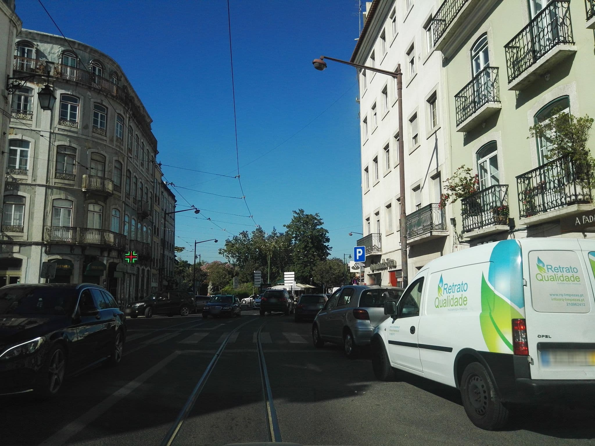 Street view near Vaulted Ceiling Apartment in Principe Real, Bairro Alto — © filipegraciosa (CC BY-SA · Mapillary)
