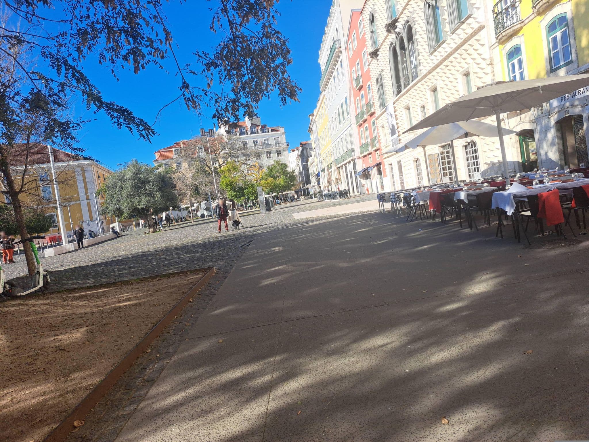 Street view near Varandas De Lisboa - Tejo River Apartments & Rooms, Baixa — © beer119 (CC BY-SA · Mapillary)