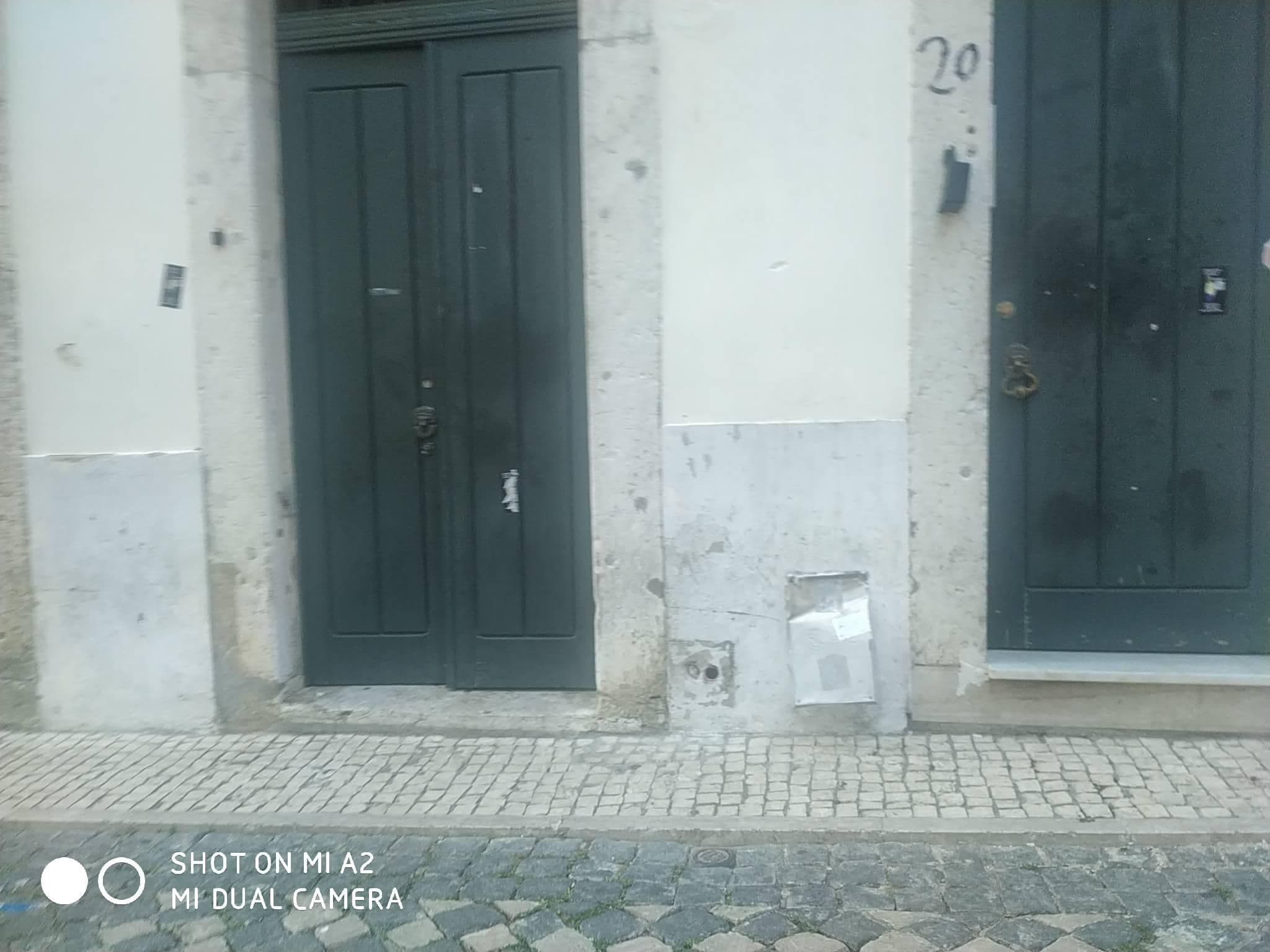 Street view near lx. chiado chill place 😎, Bairro Alto — © filohipo (CC BY-SA · Mapillary)