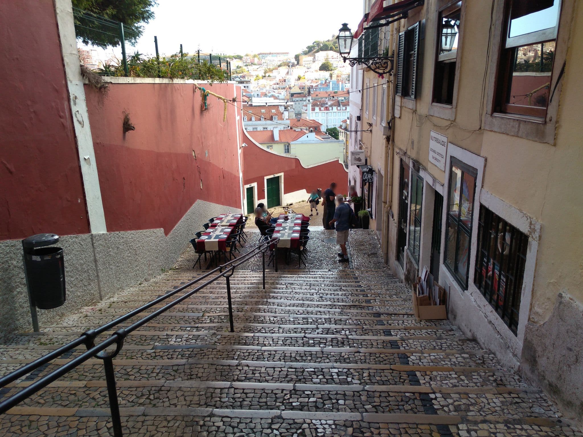 Street view near Casa Bonecos Rebeldes, São Mamede — © slashme (CC BY-SA · Mapillary)