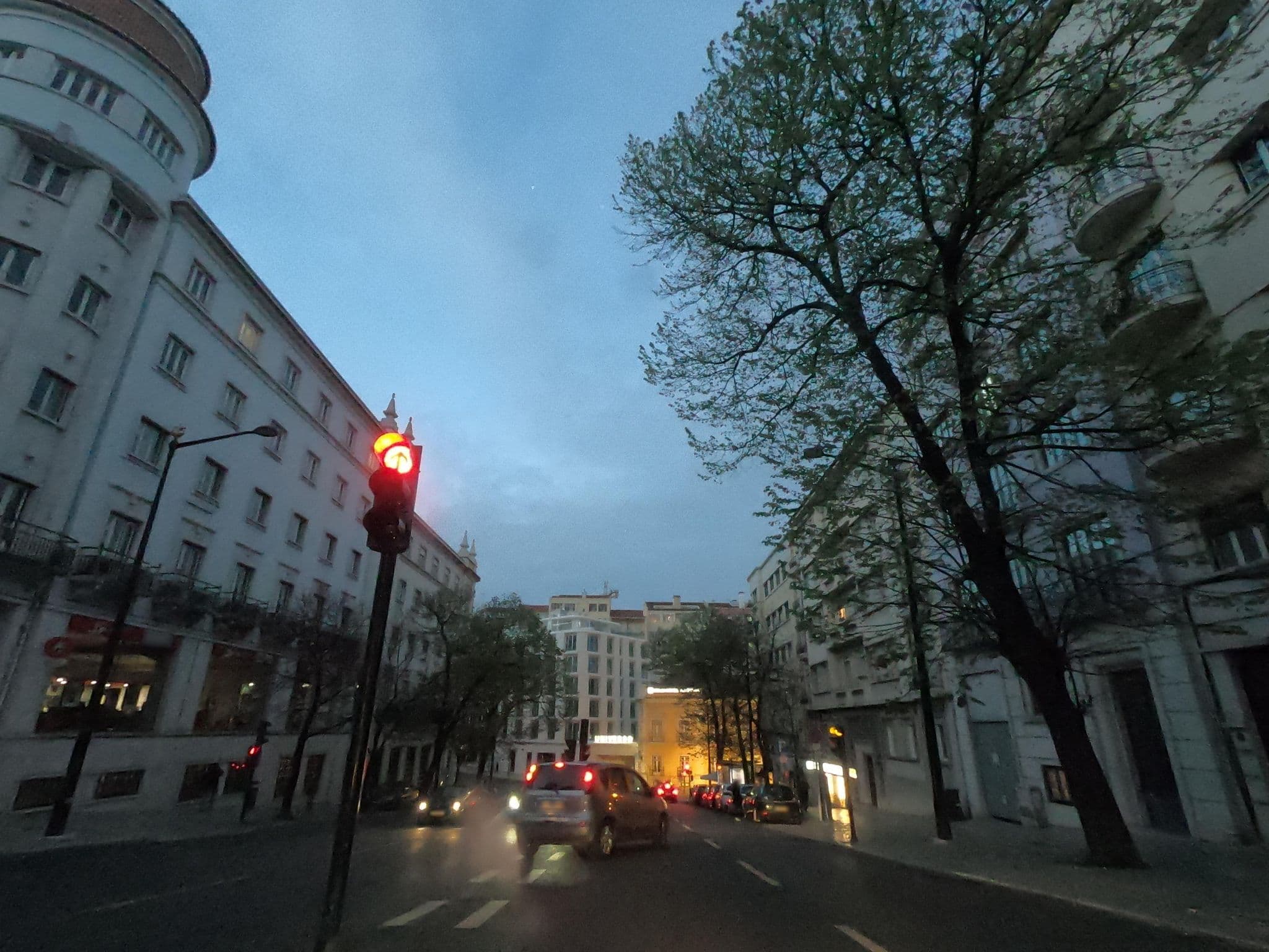 Street view near Tragus Palace, Lisbon — © filohipo (CC BY-SA · Mapillary)