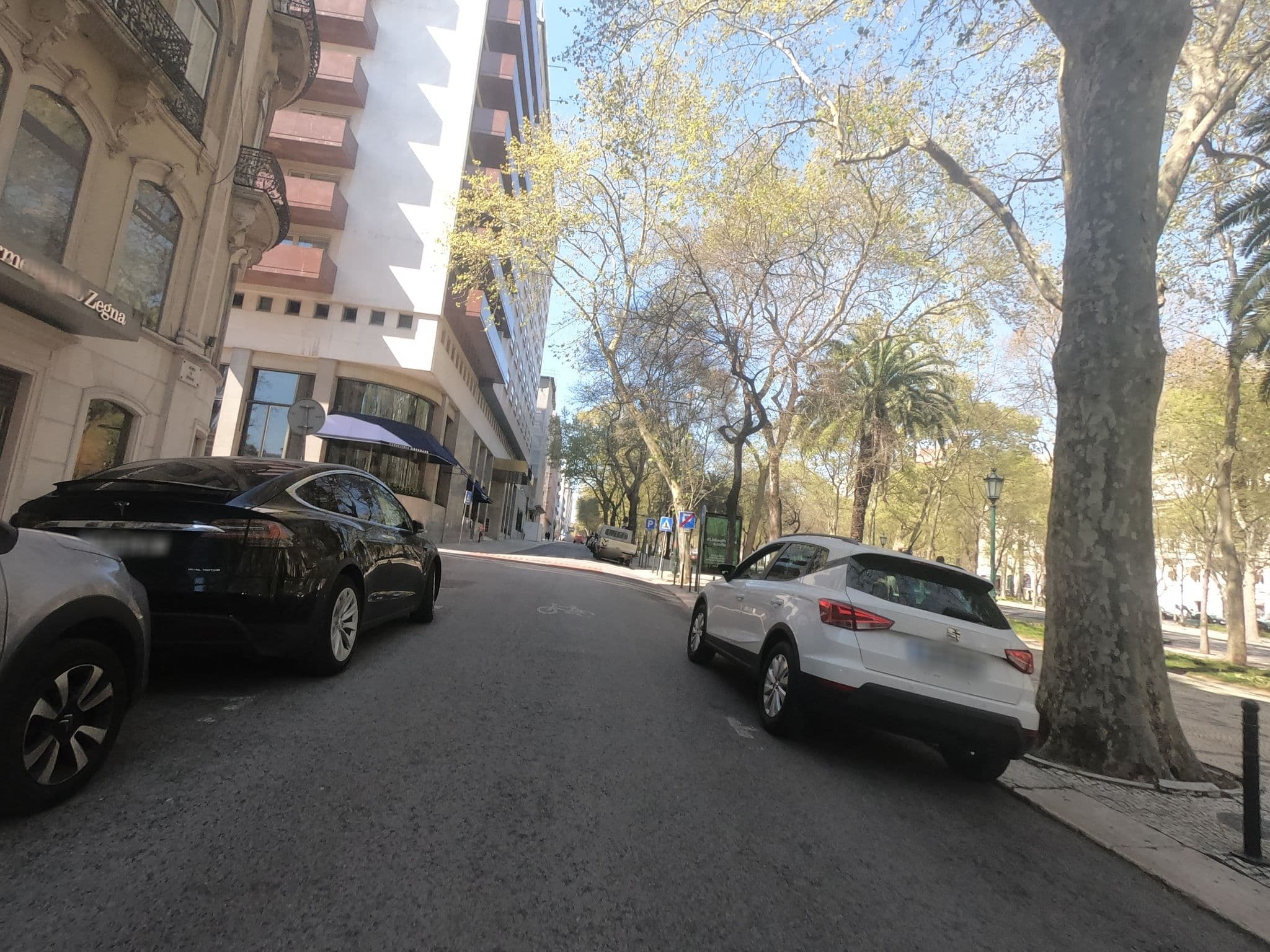 Street view near Sincerely Lisboa, Lisbon — © filohipo (CC BY-SA · Mapillary)