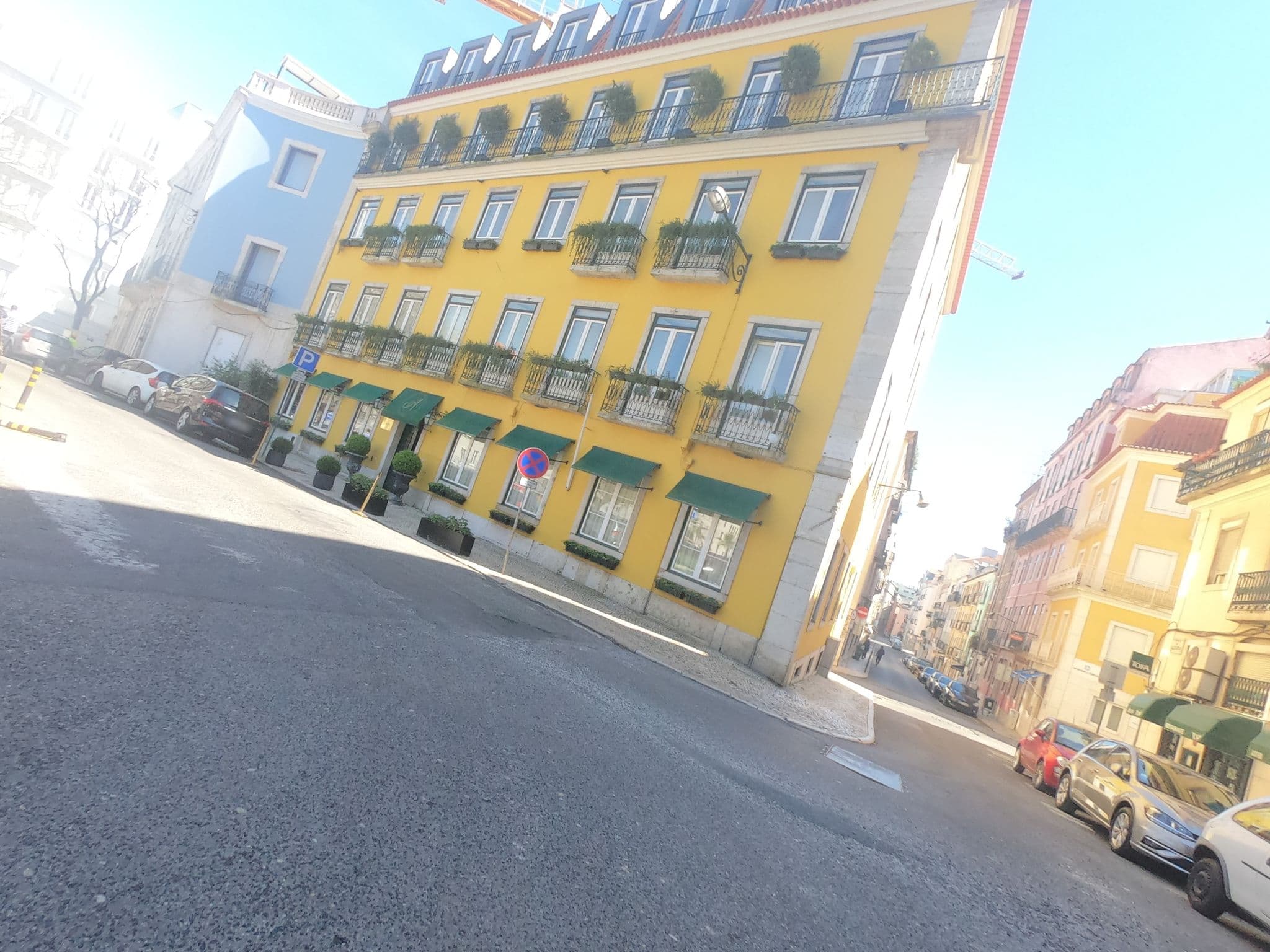 Street view near marino lisboa, São Mamede — © filohipo (CC BY-SA · Mapillary)