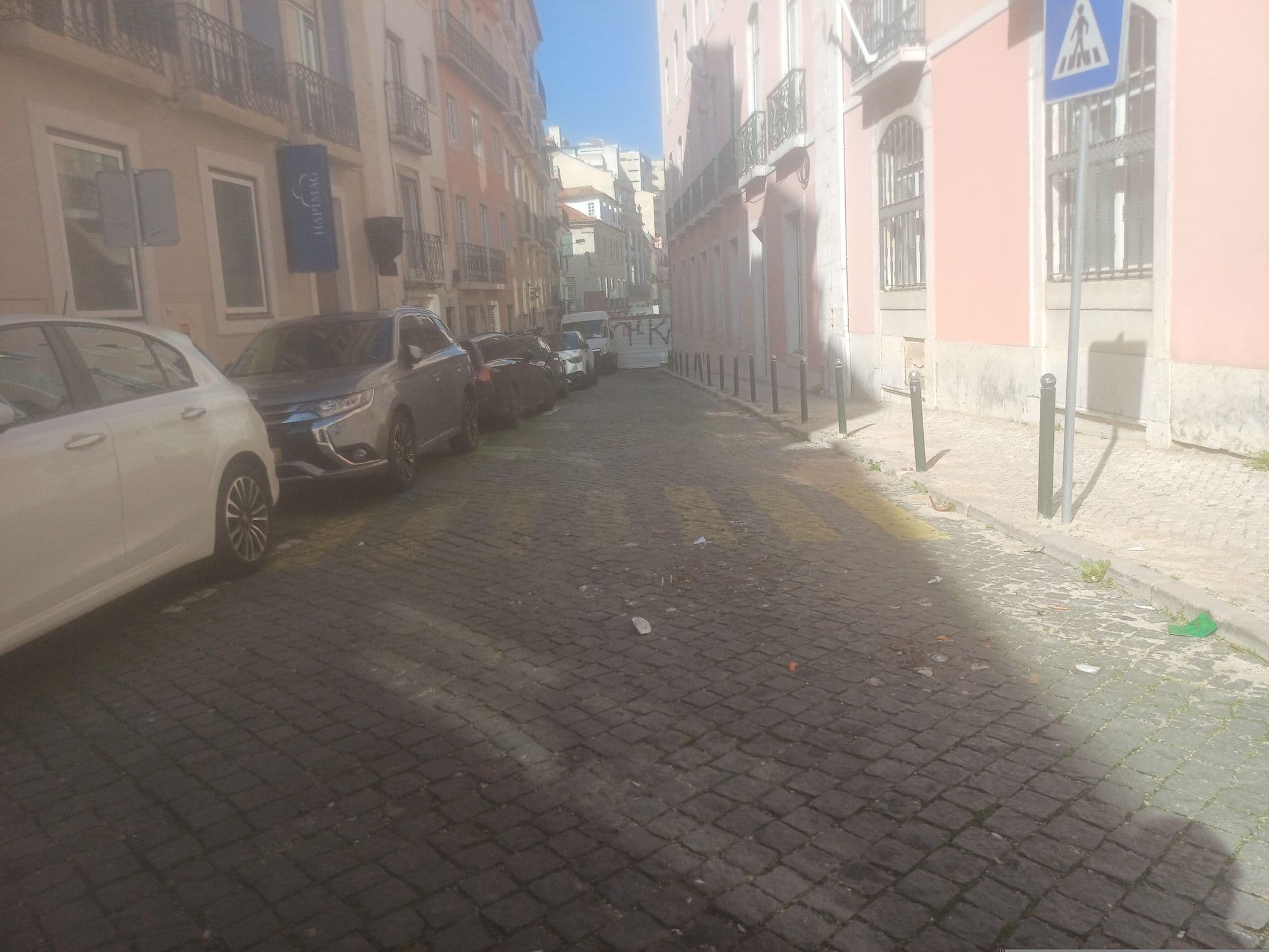 Street view near Hapimag Resort Lisbon, São Mamede — © beer119 (CC BY-SA · Mapillary)