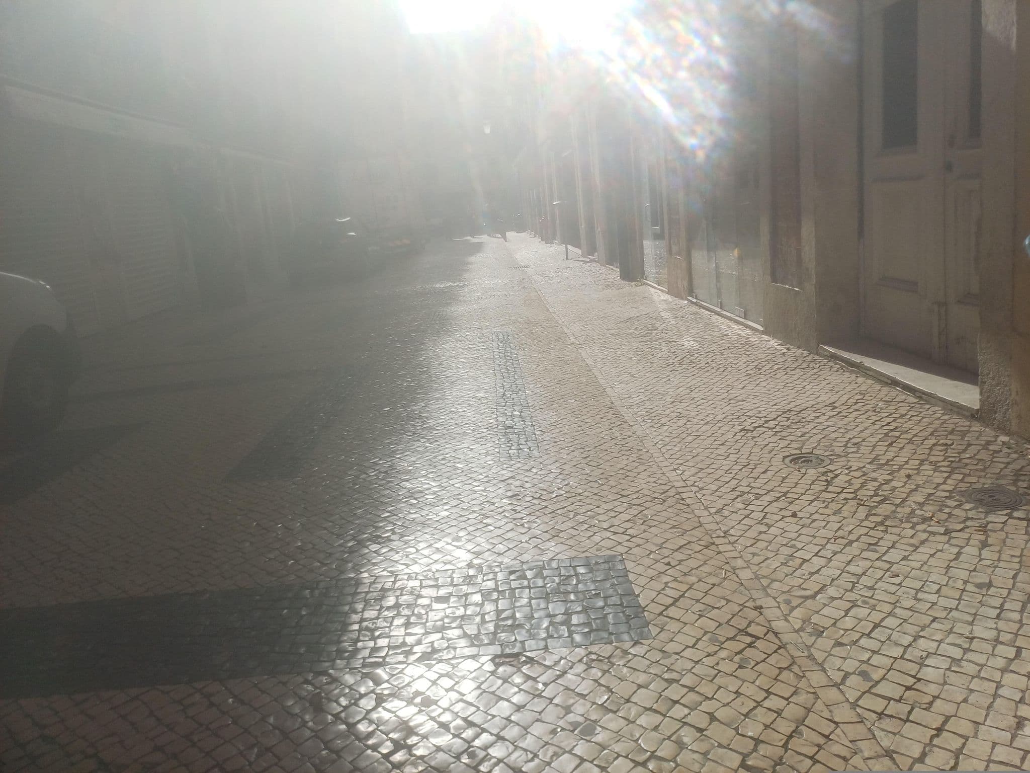 Street view near Travelers House Hostel, Baixa — © beer119 (CC BY-SA · Mapillary)