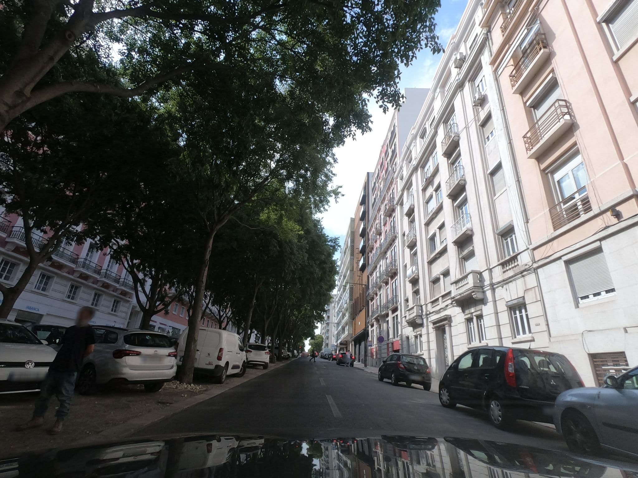 Street view near Lisbon Student House, São Sebastião da Pedreira — © filohipo (CC BY-SA · Mapillary)