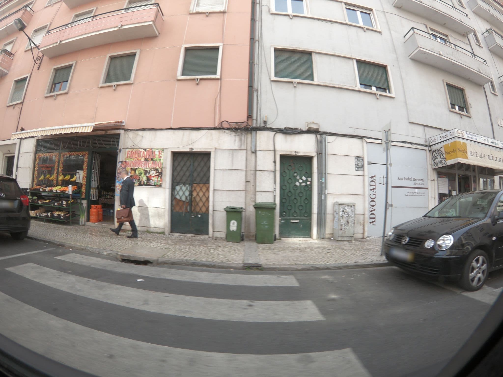 Street view near Luxe Hotel Lisbon, São Jorge de Arroios — © davipt (CC BY-SA · Mapillary)