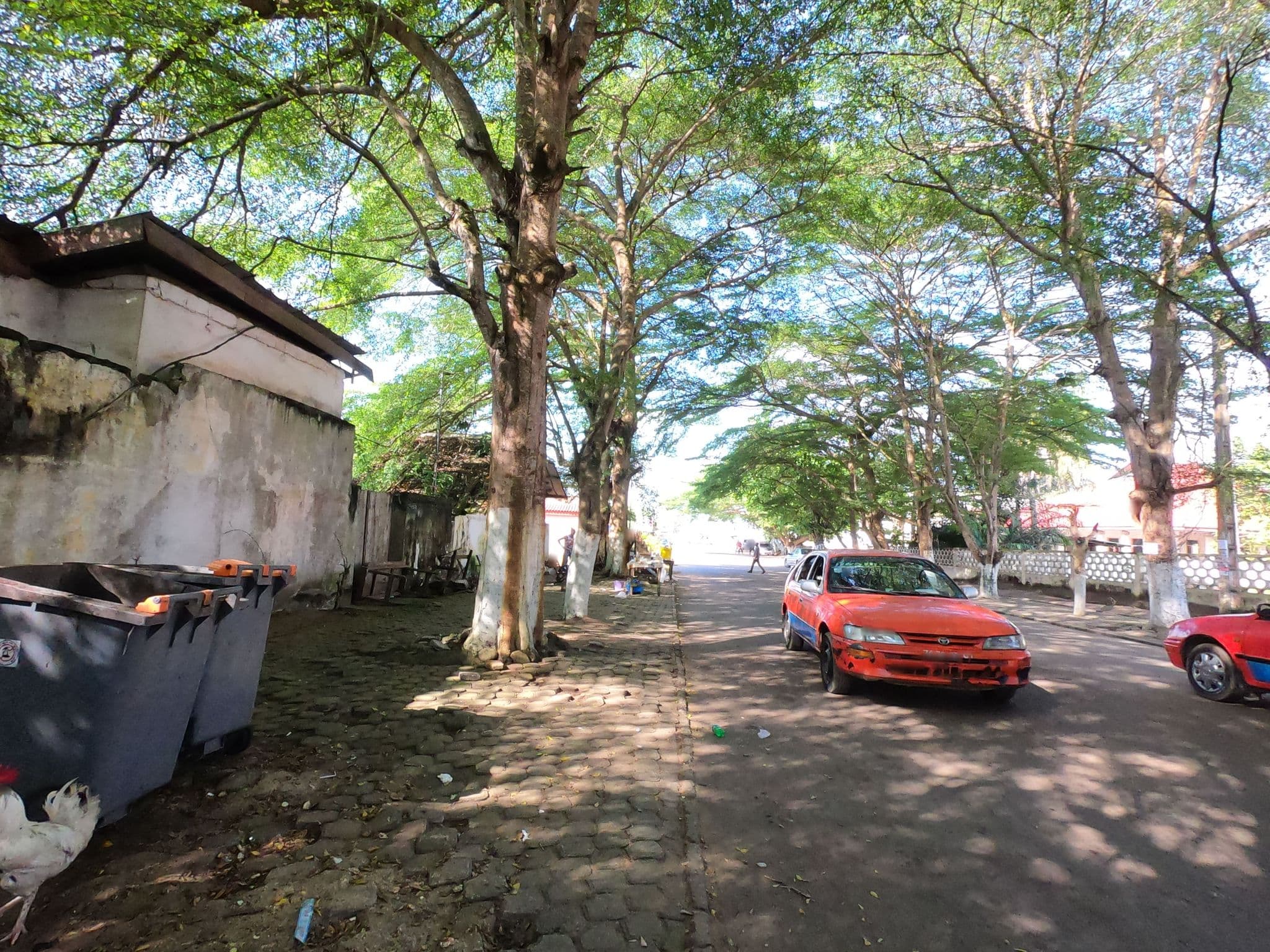 Street view near Koral Beach Annexes, Grand-Bassam — © asturksever (CC BY-SA · Mapillary)