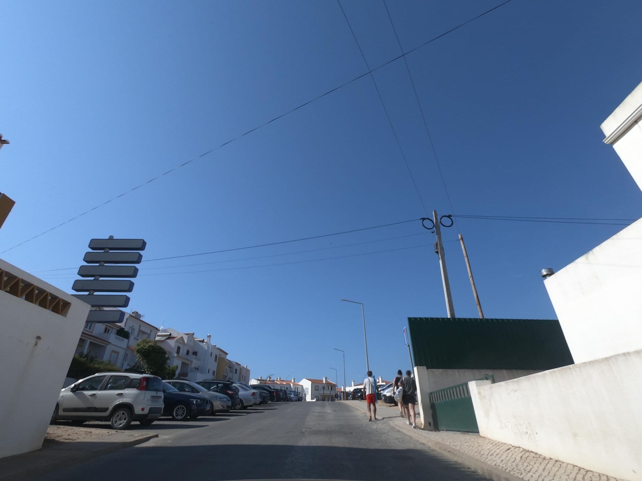 Street view near Castilho Flats, Vila Nova de Milfontes — © filohipo (CC BY-SA · Mapillary)