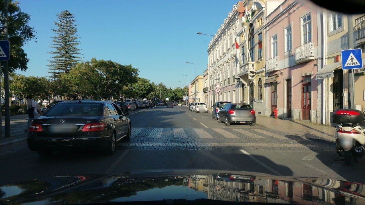 Street view near Russo's Hostel, Setúbal — © sanjorgepinho (CC BY-SA · Mapillary)