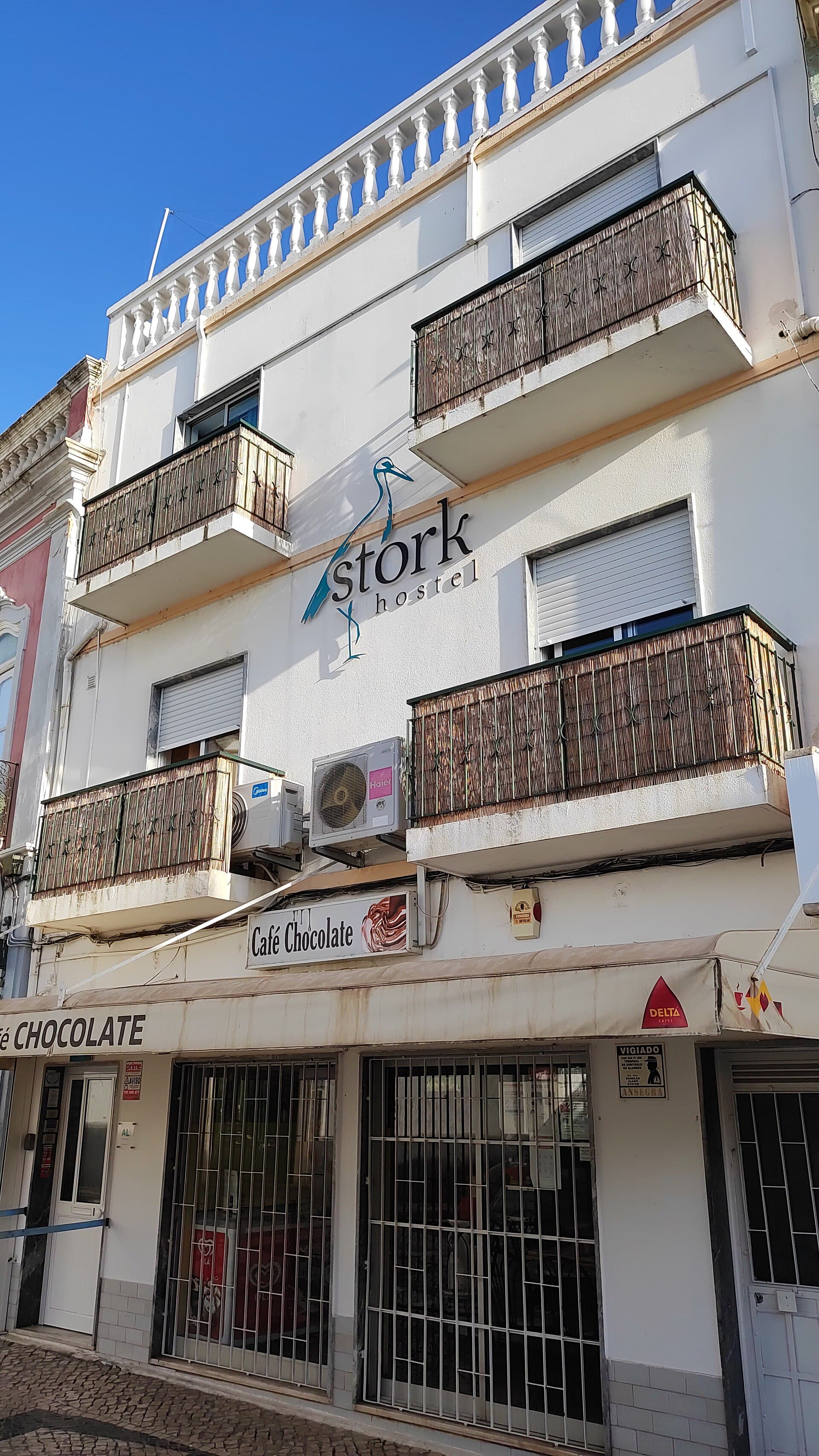 Stork Hostel (via Wikimedia Commons, CC BY-SA 4.0)