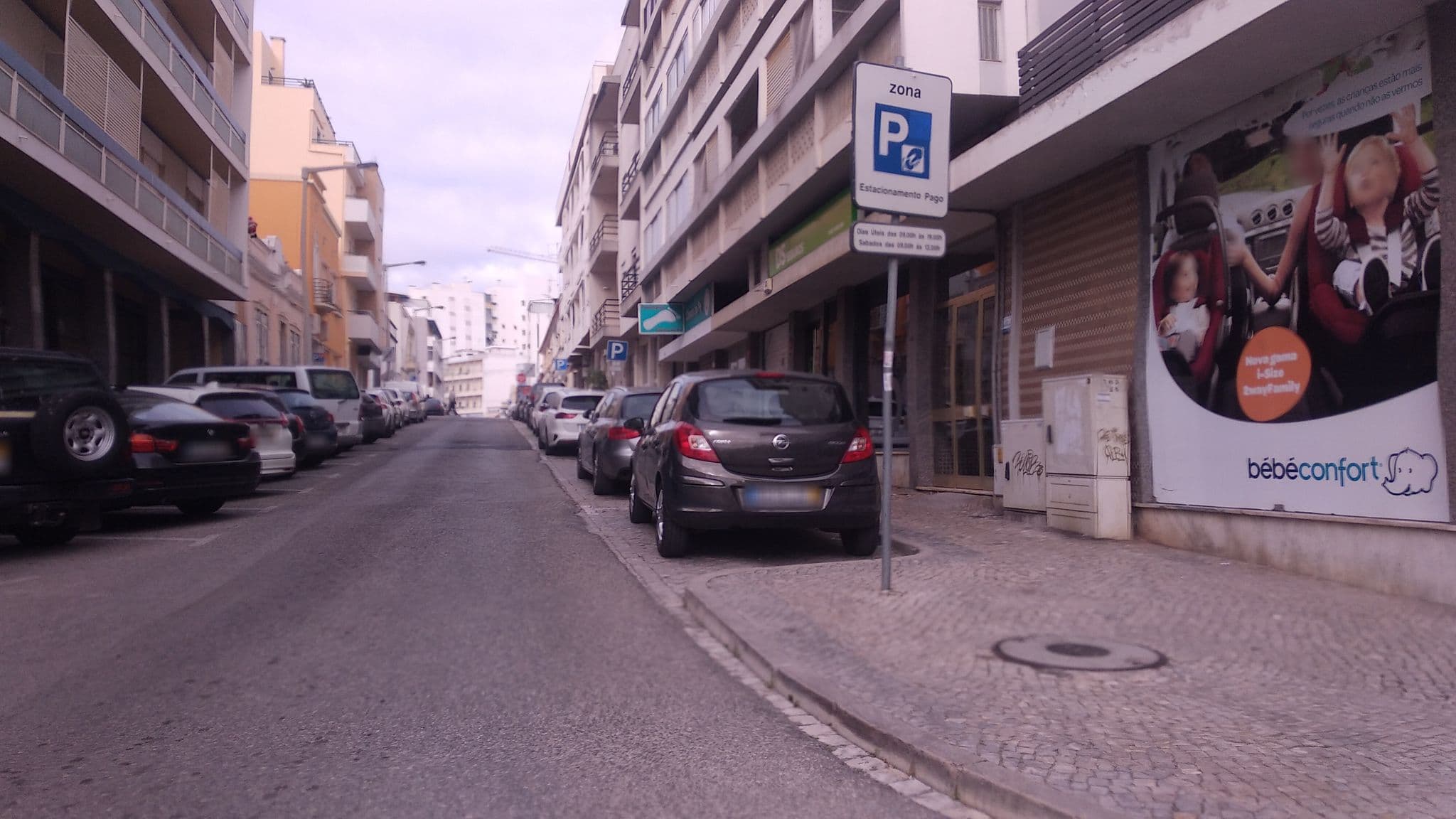 Street view near Akisol Faro Sunny, Faro — © alex9099 (CC BY-SA · Mapillary)