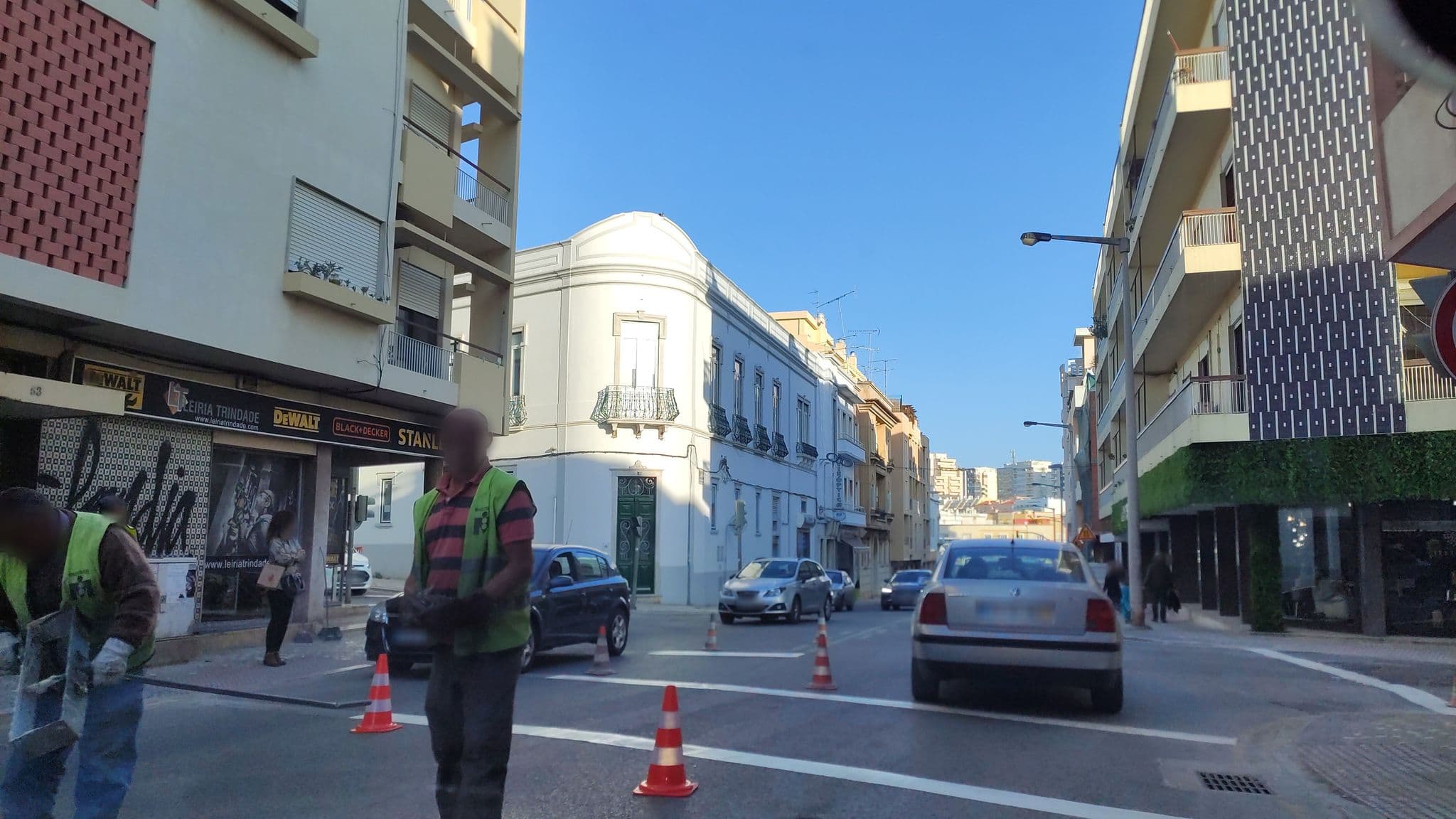Street view near Dom Faroust Guest House, Faro — © alex9099 (CC BY-SA · Mapillary)