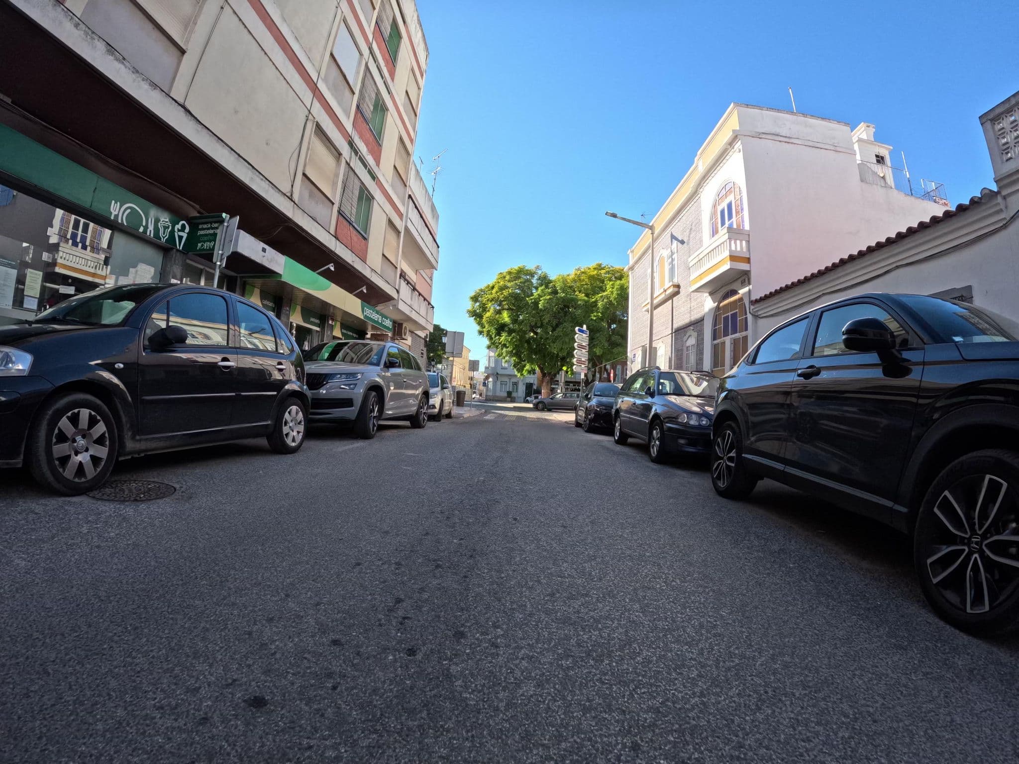 Street view near Faro Boutique Hotel, Faro — © claudiop (CC BY-SA · Mapillary)