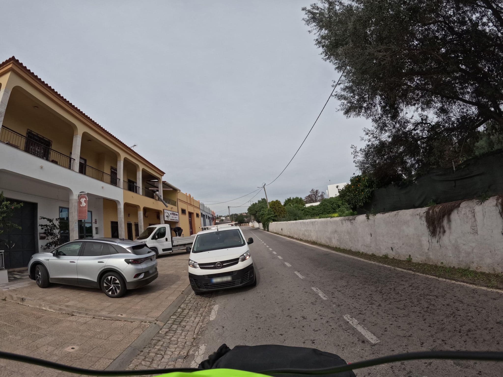 Street view near Casa d'Alfarrobeira Suites, Almancil — © claudiop (CC BY-SA · Mapillary)