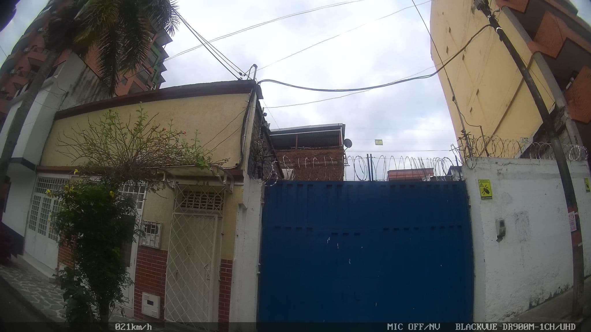 Street view near Casa Morales, Ibagué — © kaart_2 (CC BY-SA · Mapillary)