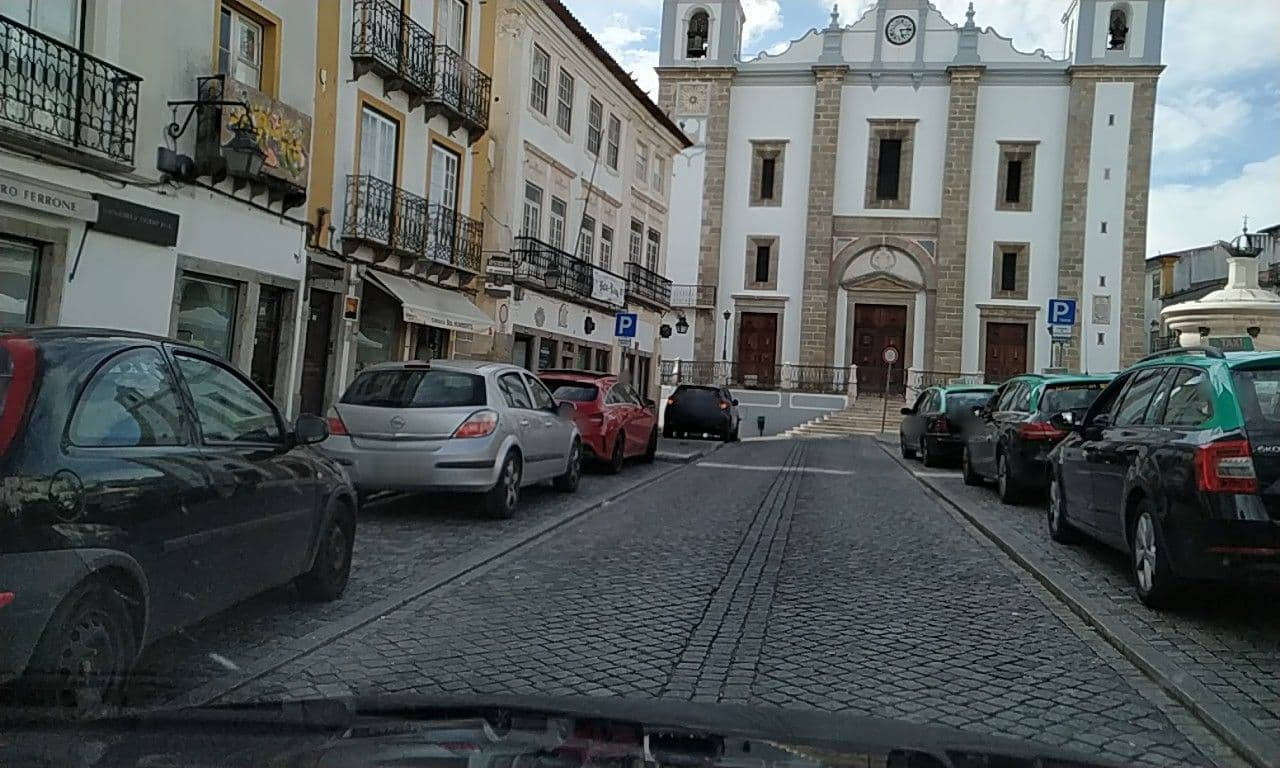 Street view near Evorahotel, Évora — © sanjorgepinho (CC BY-SA · Mapillary)