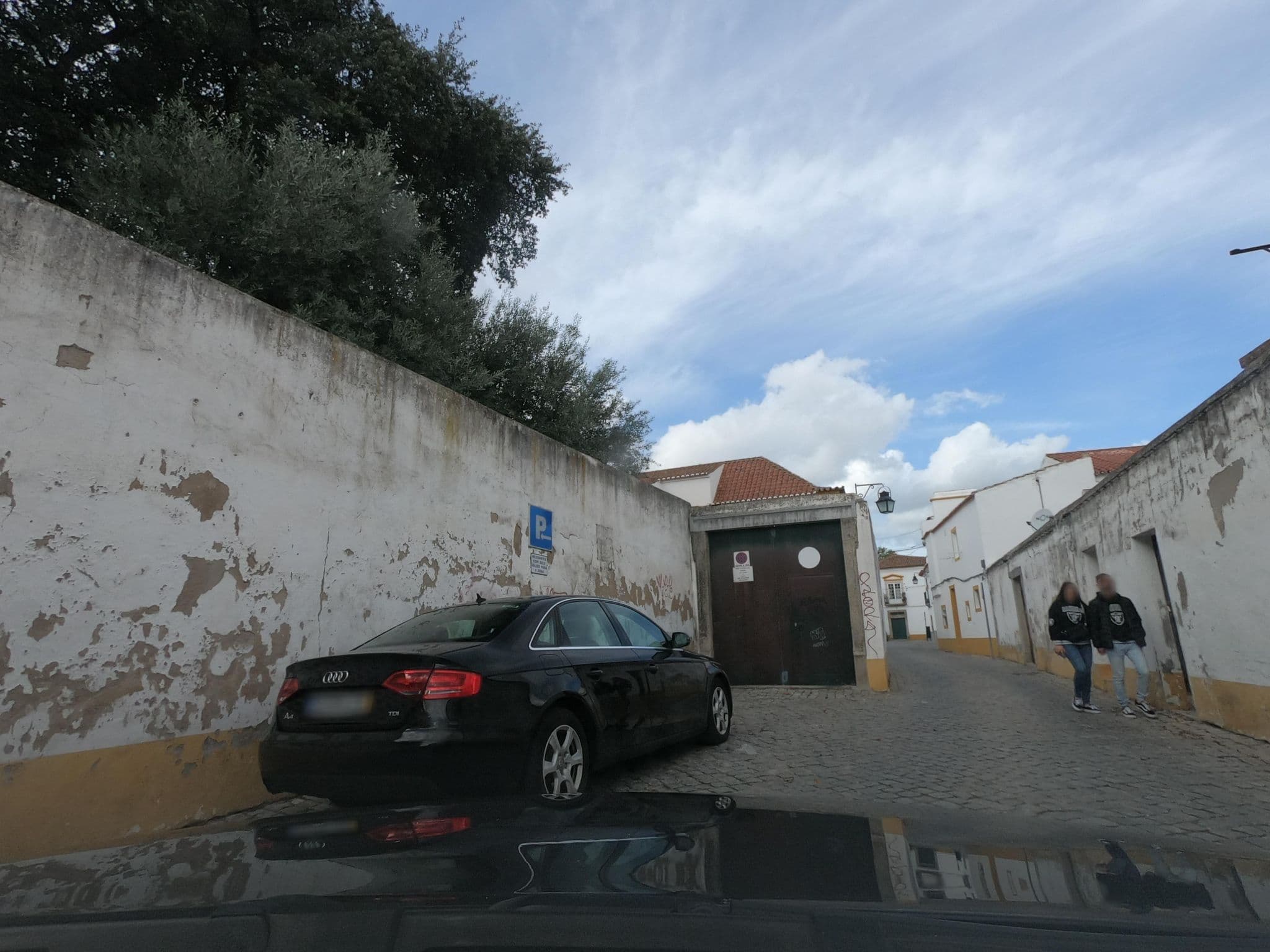 Street view near Sociedade Hoteleira do Arez S.A., Évora — © filohipo (CC BY-SA · Mapillary)