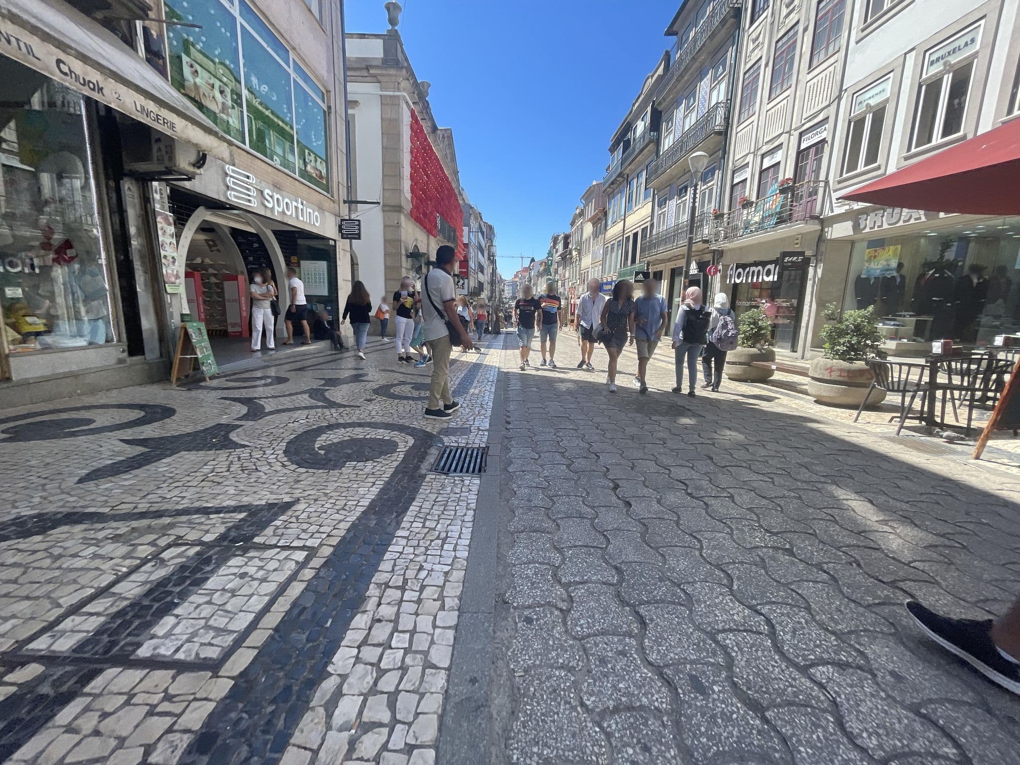 Street view near Oporto Stories Apartments - Santa Catarina, 359, Porto — © egorka (CC BY-SA · Mapillary)