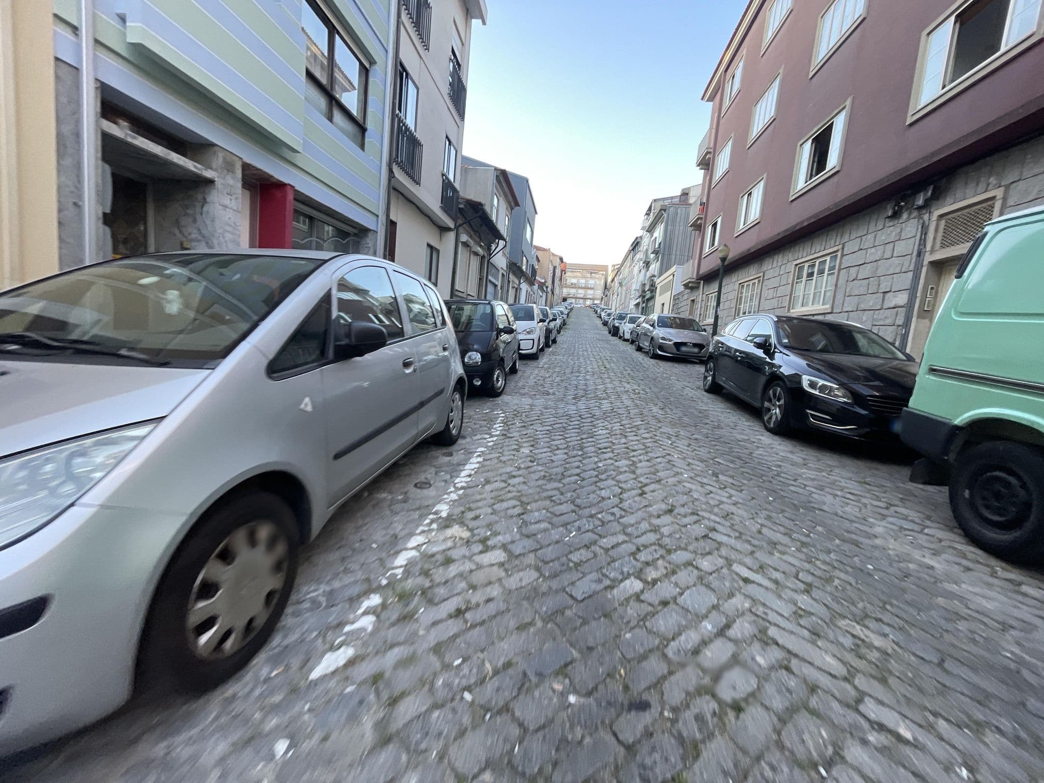 Street view near Classic Rooms, Porto — © egorka (CC BY-SA · Mapillary)