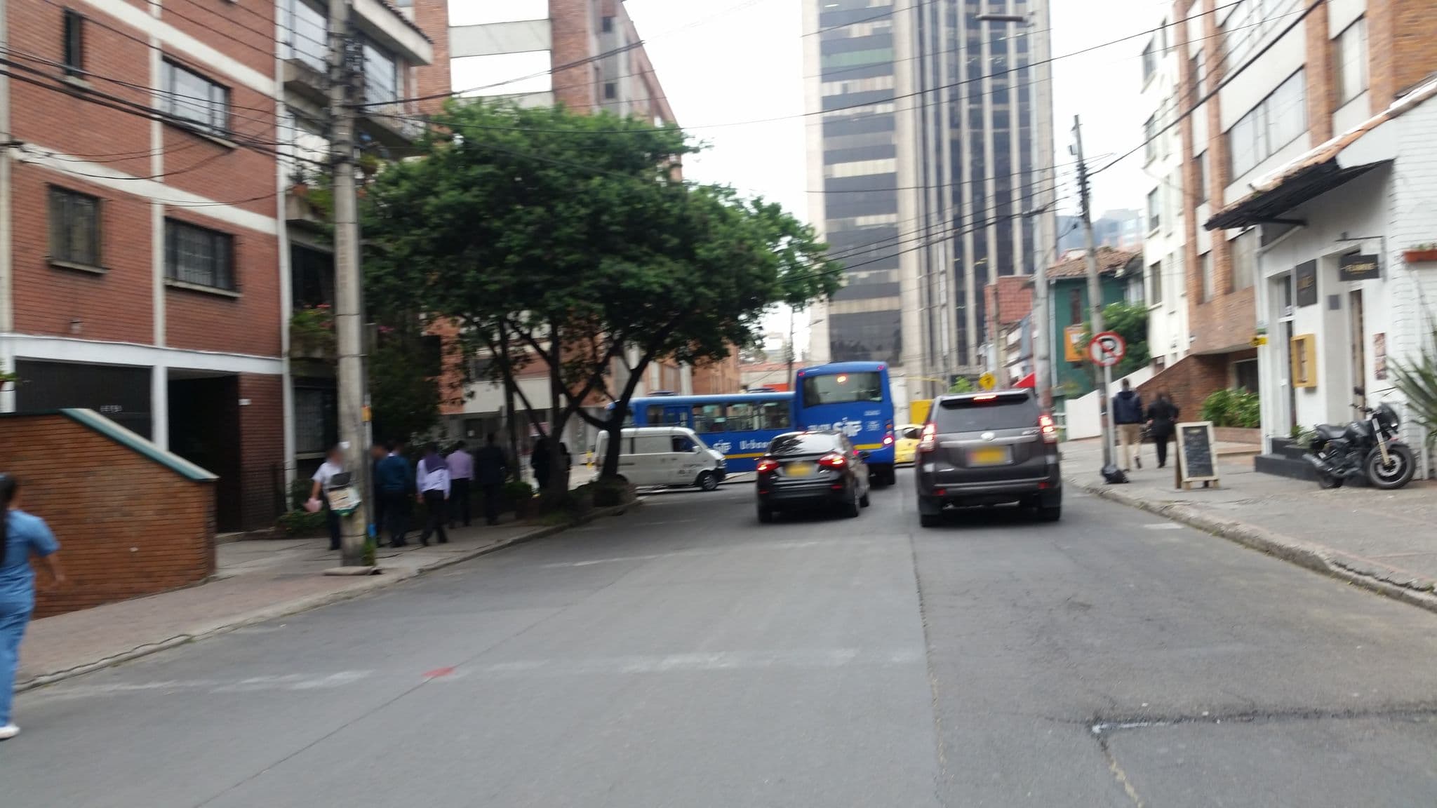 Street view near Apartahotel Vilar América, Barrio San Luis