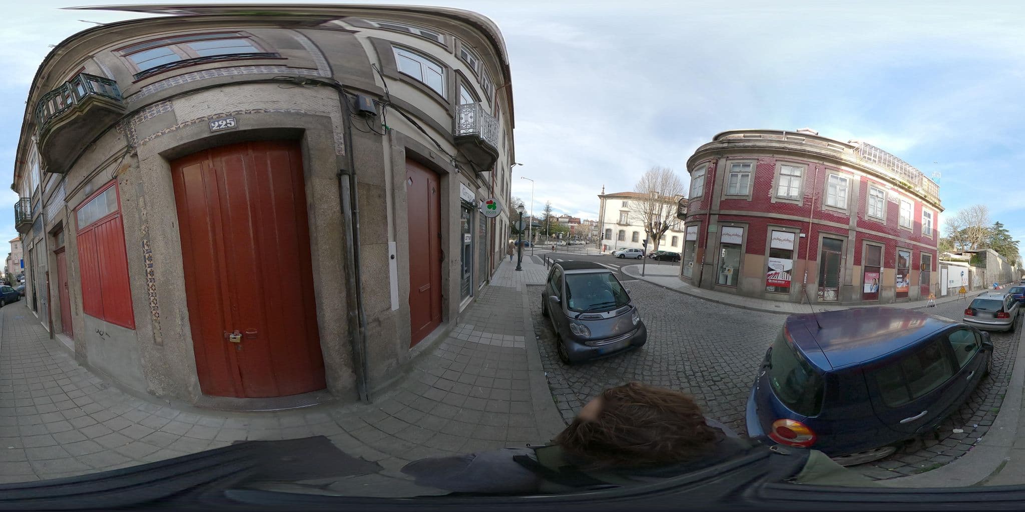 Street view near Try Oporto - São Lázaro, Porto — © skfd (CC BY-SA · Mapillary)
