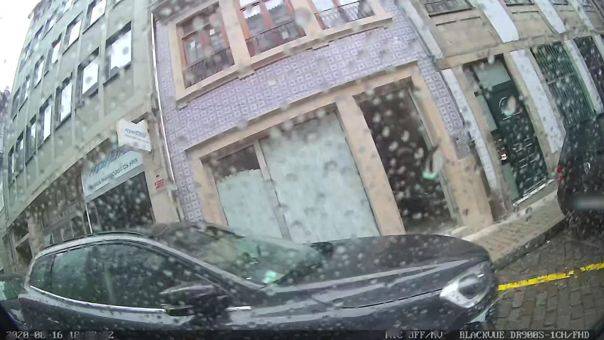 Street view near Art apartment in downtown Porto, Porto — © sanjorgepinho (CC BY-SA · Mapillary)