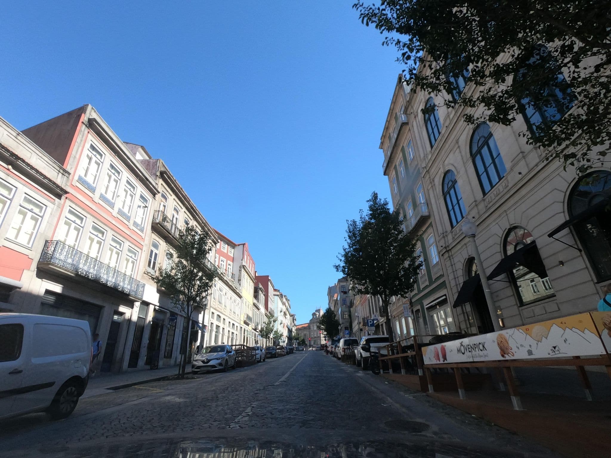 Street view near Feels Like Home New Oporto Apartments - Mouzinho, Porto — © filohipo (CC BY-SA · Mapillary)
