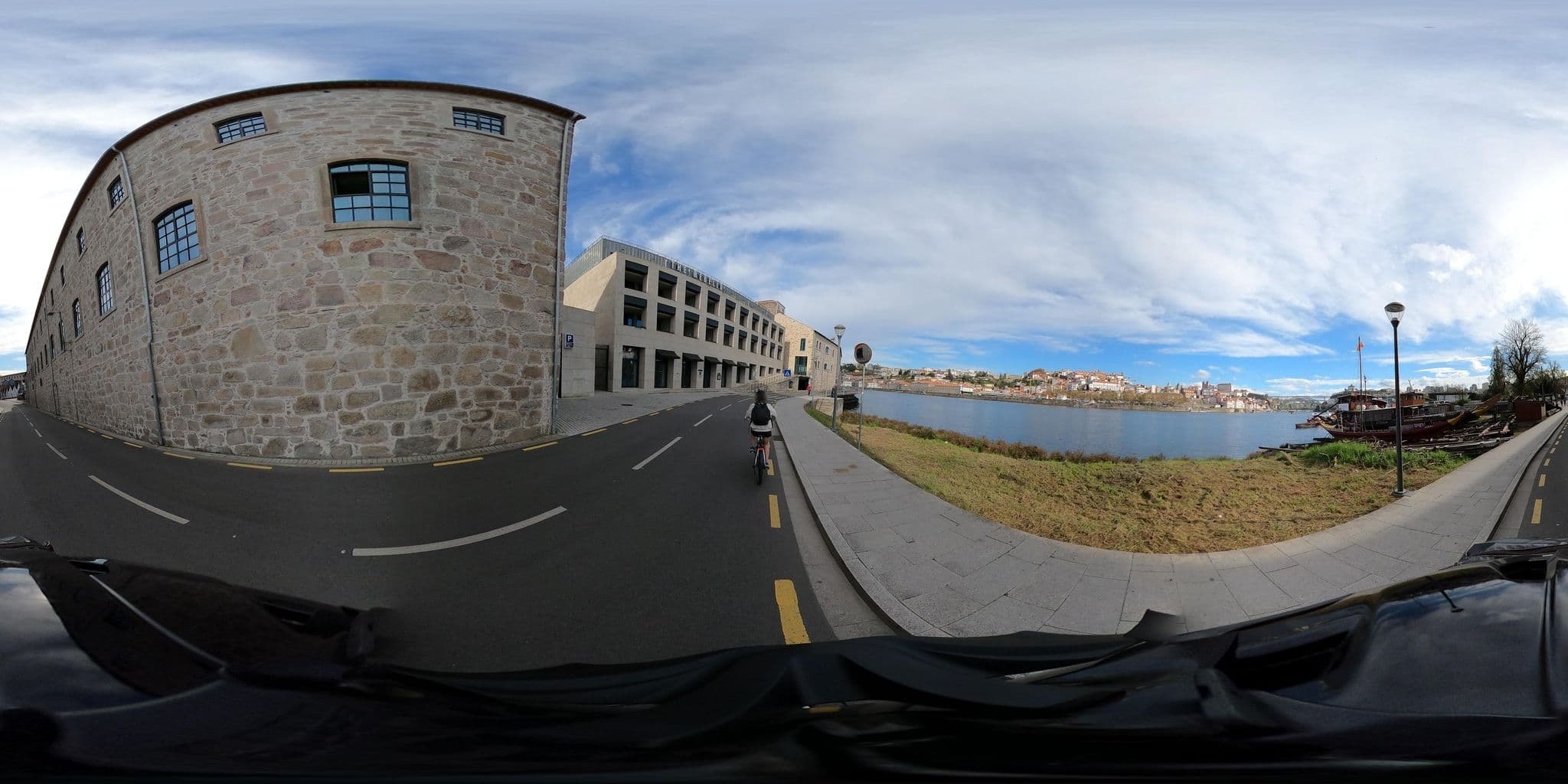 Street view near The Rebello Hotel, Porto — © GLocatelli (CC BY-SA · Mapillary)