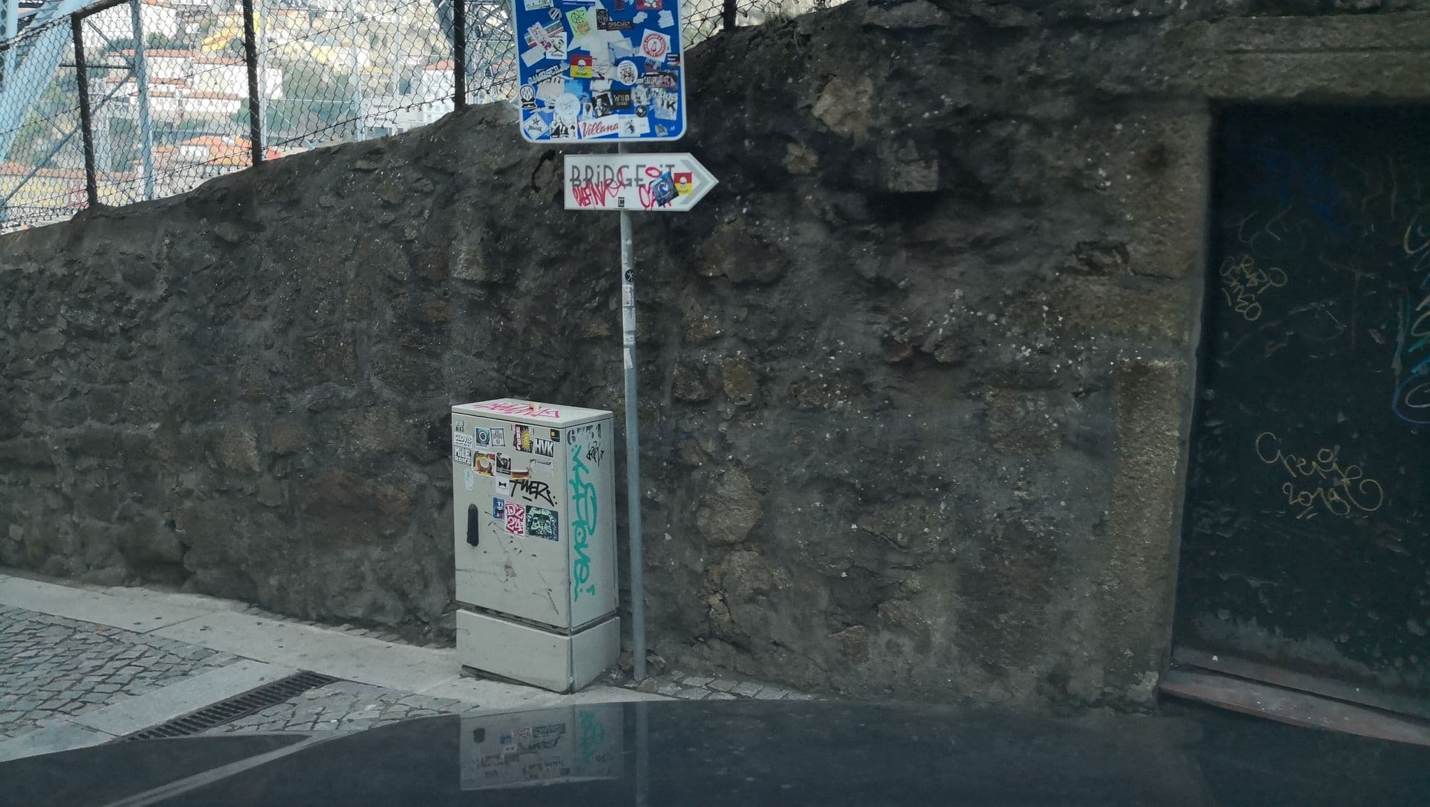Street view near Casa Da Ponte, Porto — © sanjorgepinho (CC BY-SA · Mapillary)