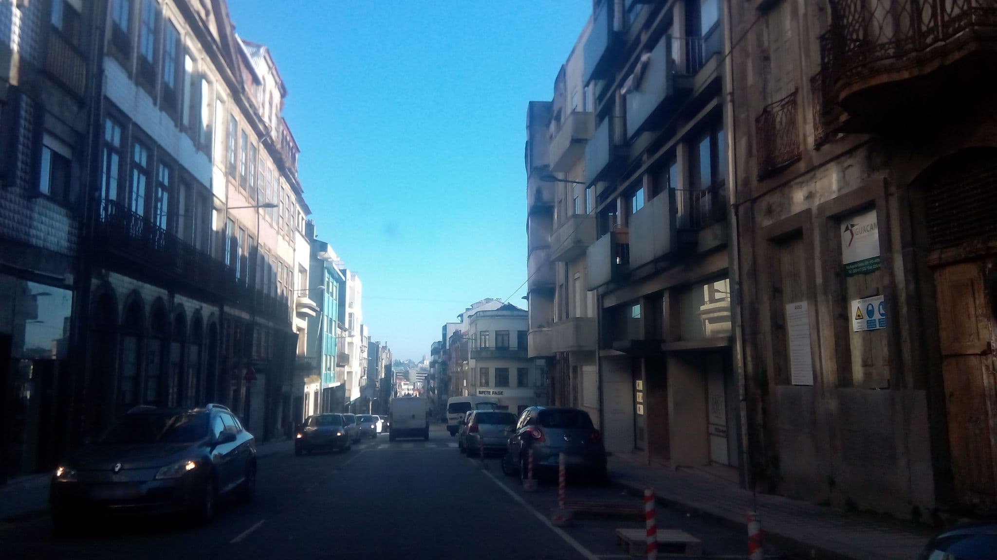Street view near Santa Catarina Pool and Fitness, by Oporto Collection - Adults Only, Porto — © nunogand (CC BY-SA · Mapillary)