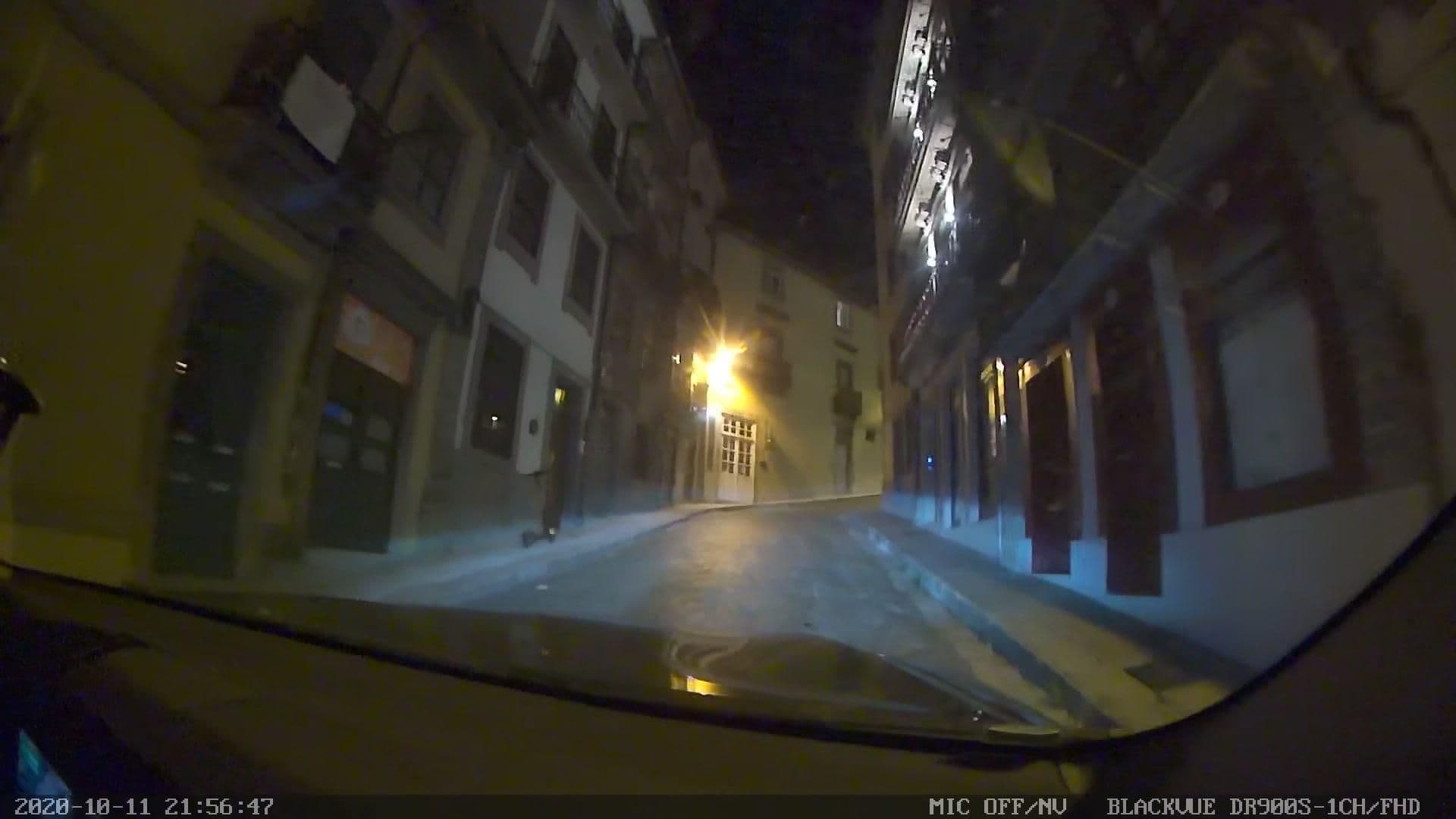 Street view near Vitoria Apartments, Porto — © sanjorgepinho (CC BY-SA · Mapillary)