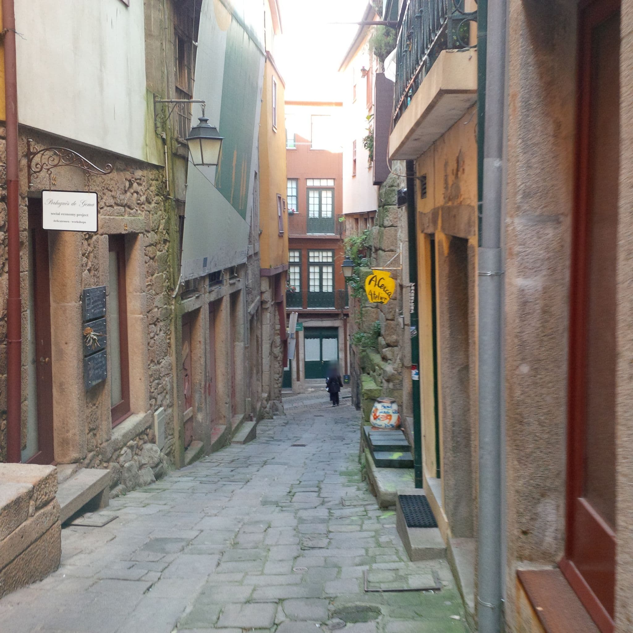 Street view near Sant'Ana, Porto — © agranizo (CC BY-SA · Mapillary)